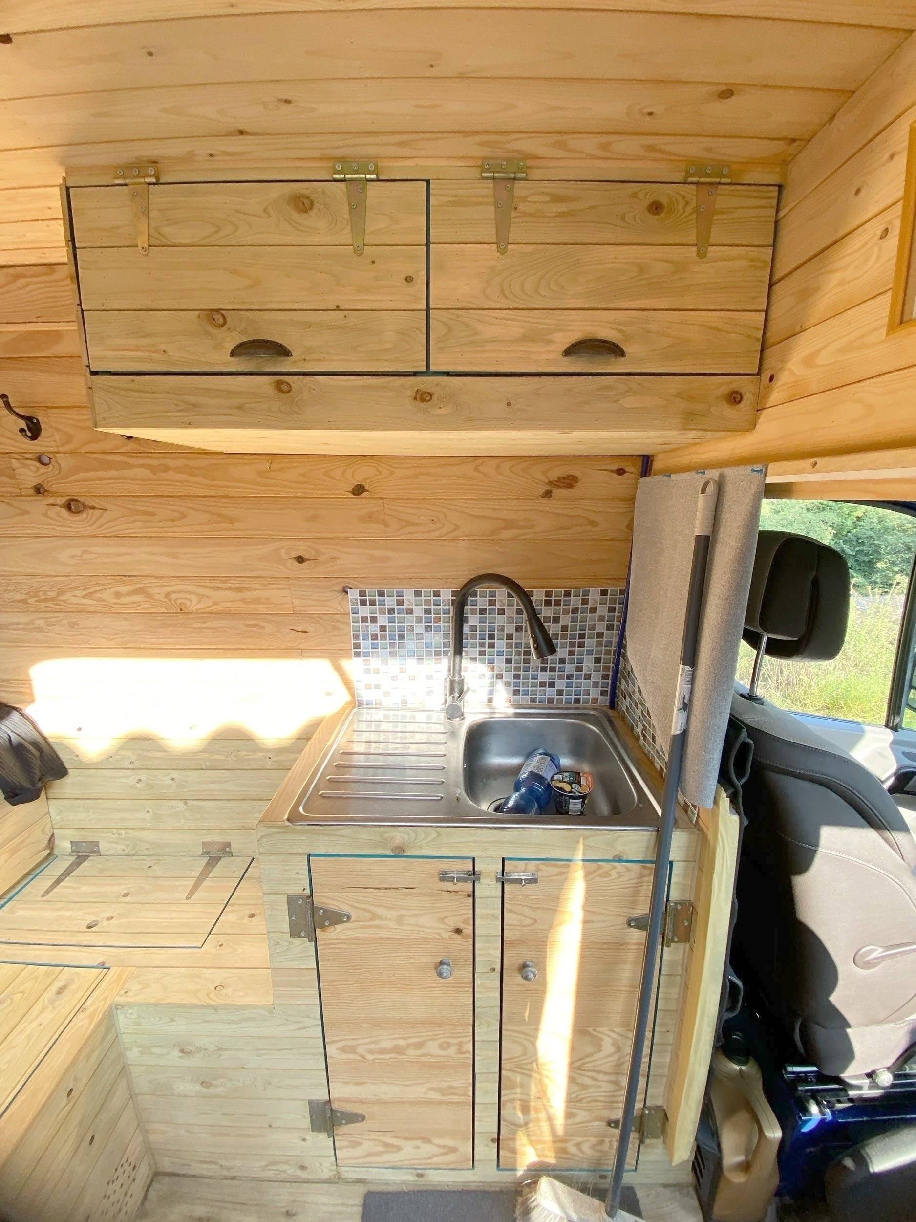 Kitchen Volkswagen Crafter 35 2 l 163 ch - Yescapa