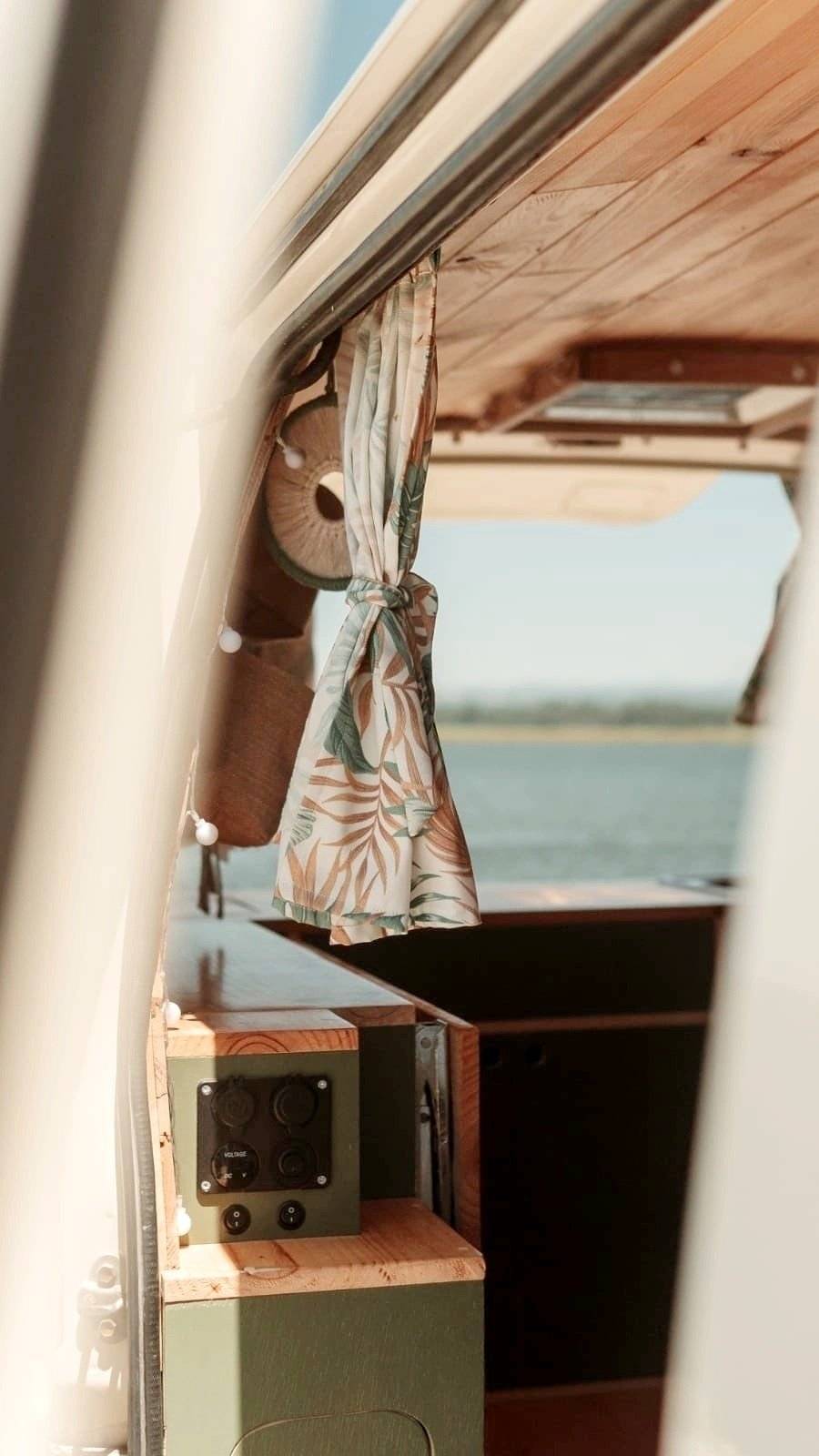 Car Caravane CARAVAN  