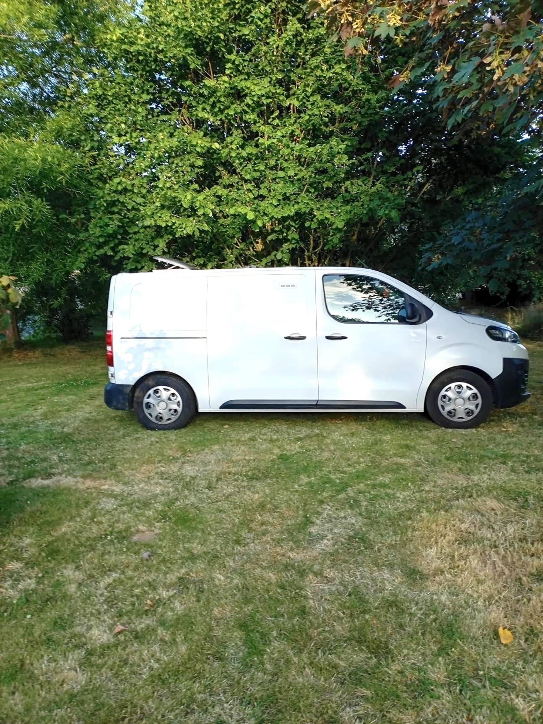 Citroën Jumpy 1.6L 90CV