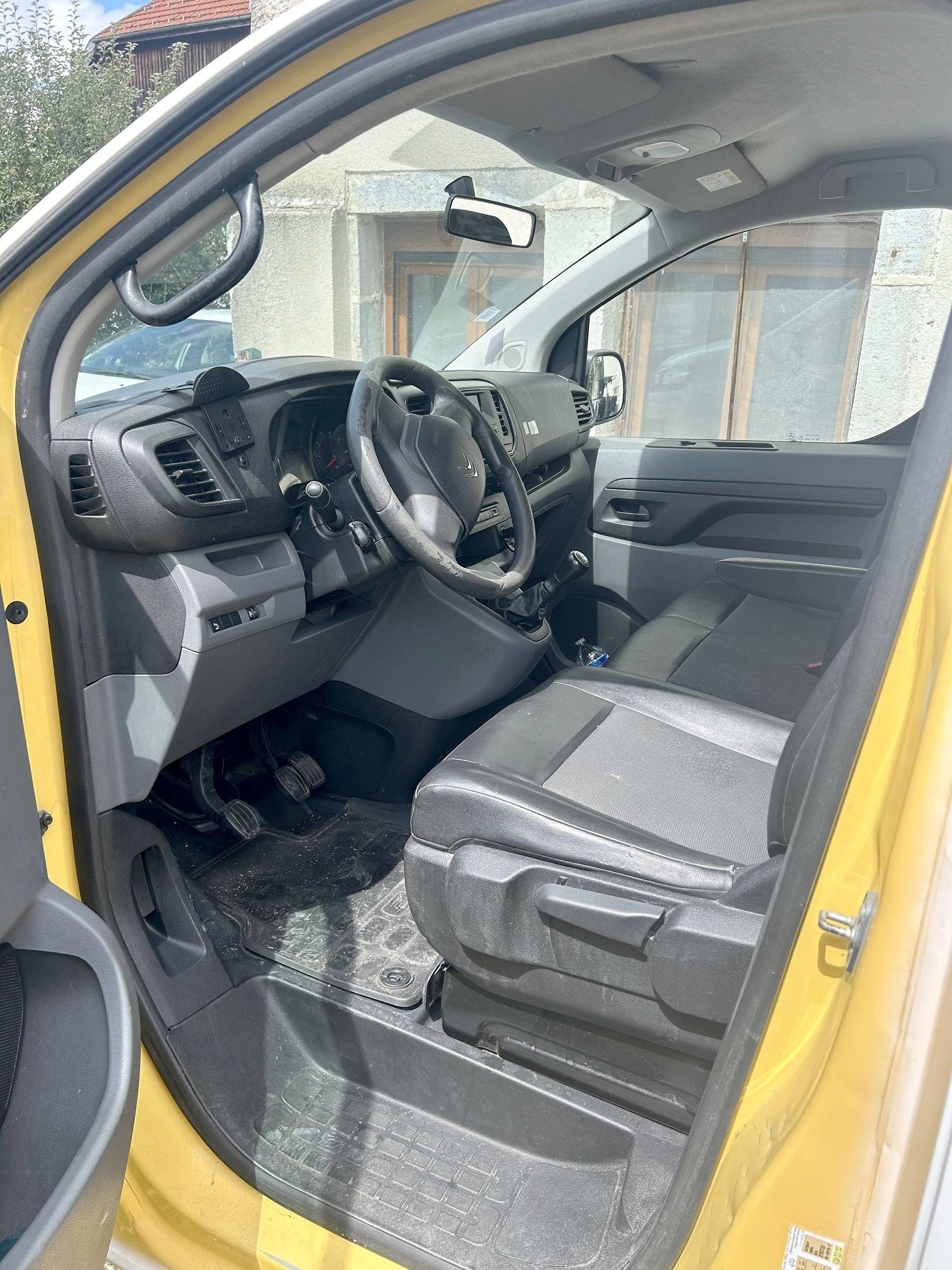Slaapplaatsen Citroën Citroën jumpy - Yescapa
