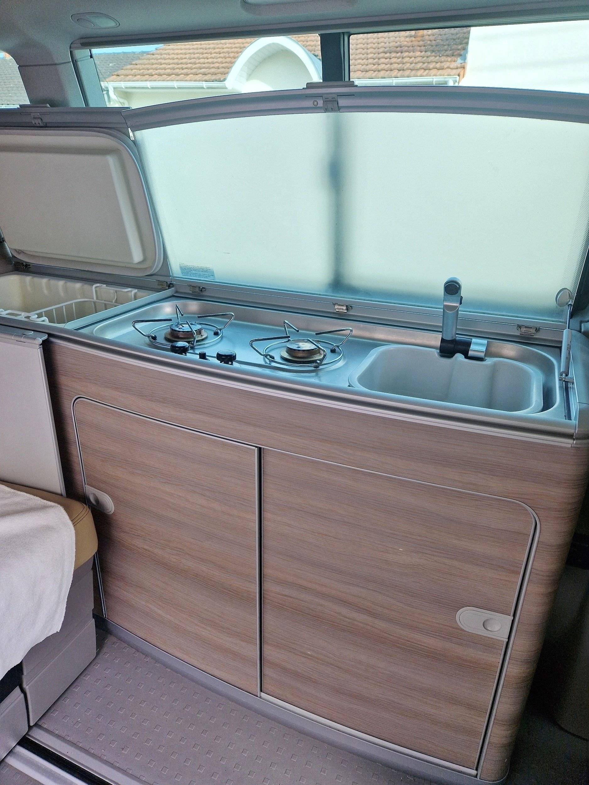 Volkswagen T5 California