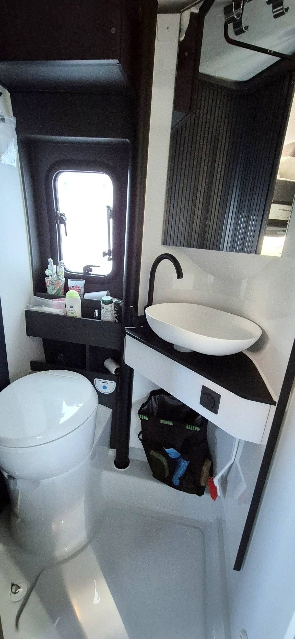 Adria Ducato 2,3 l 180 ch