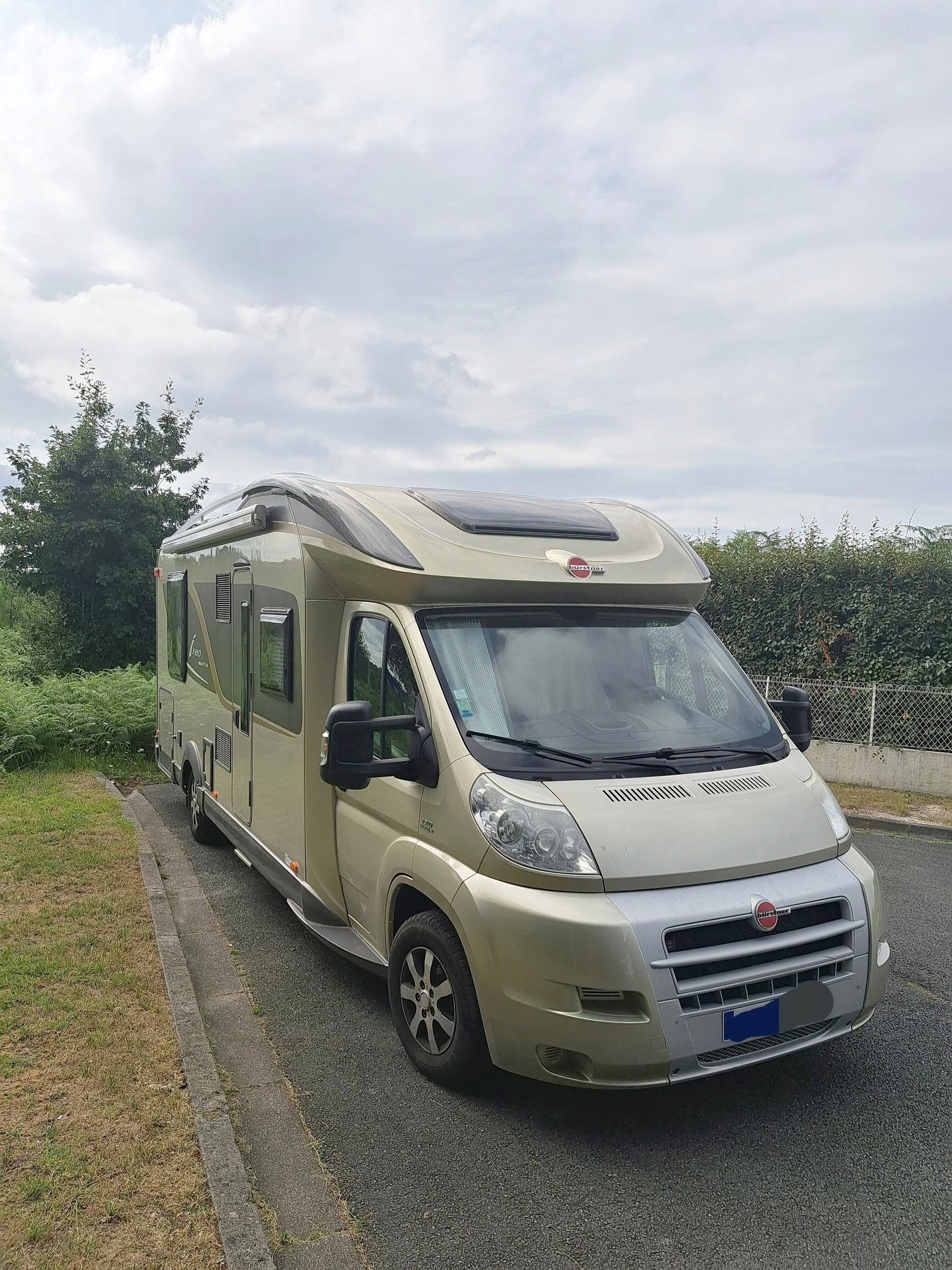 Bürstner Bürstner Ixeo Plus IT 724