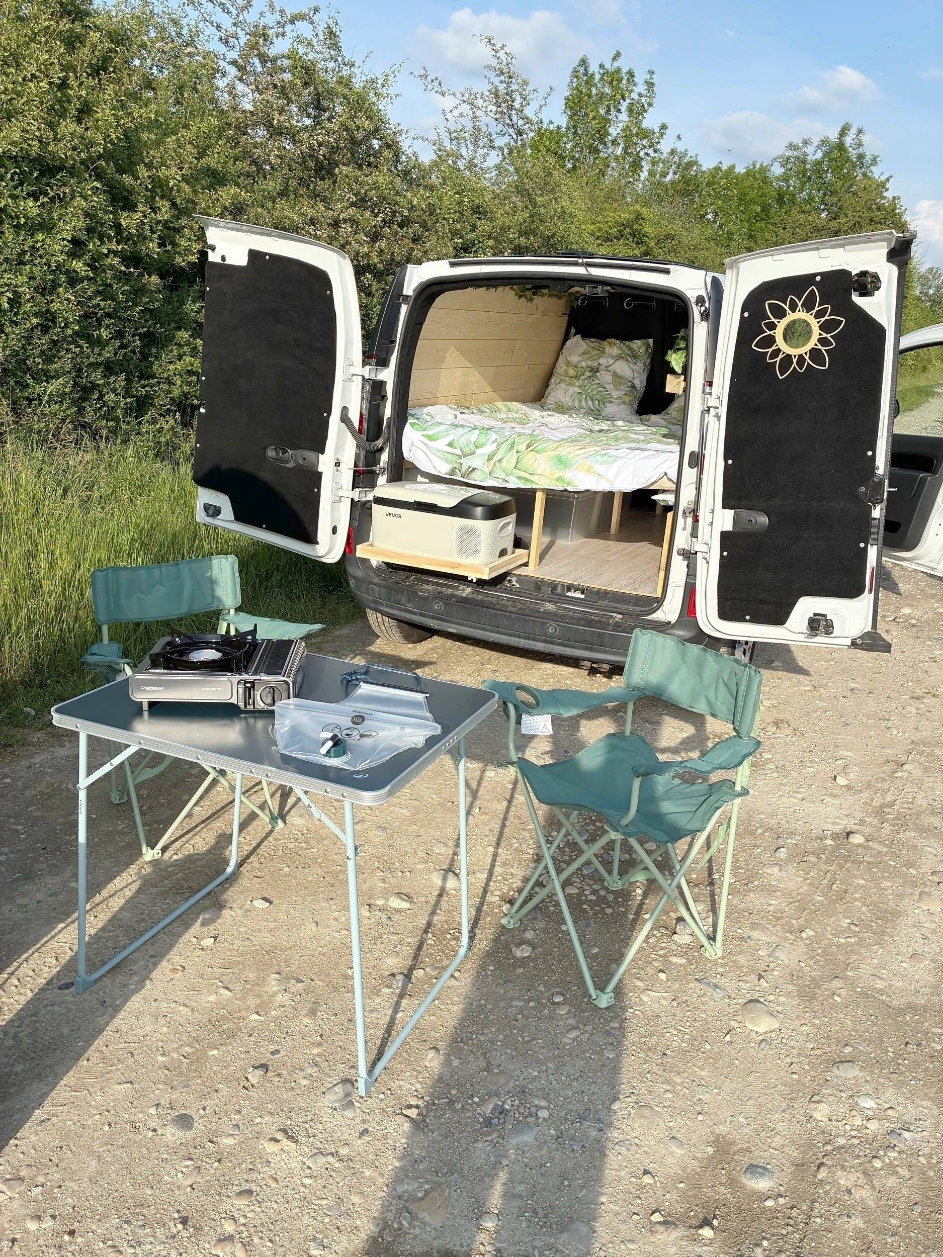 Coin repas Renault Kangoo Maxi - Yescapa