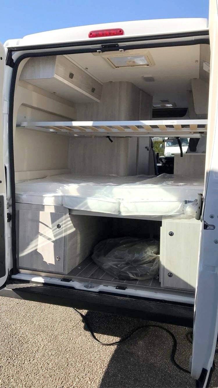 Couchages Fiat 35 light 2,4 l 140 ch. - Yescapa