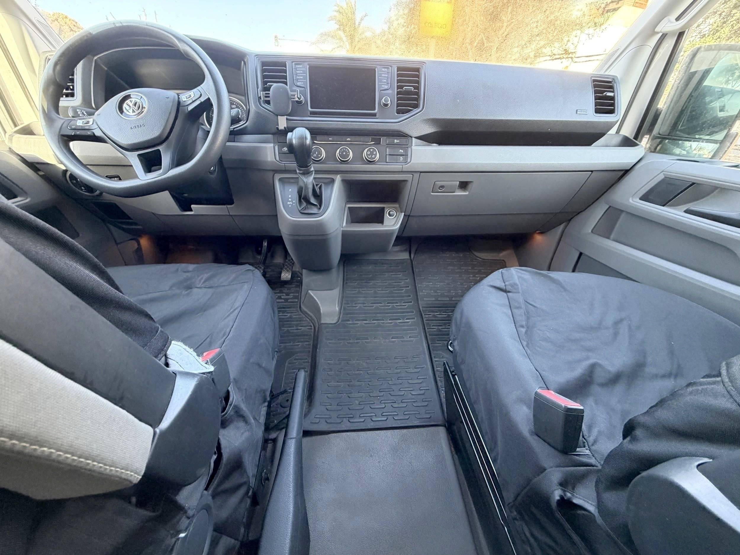 Volkswagen Grand California 680
