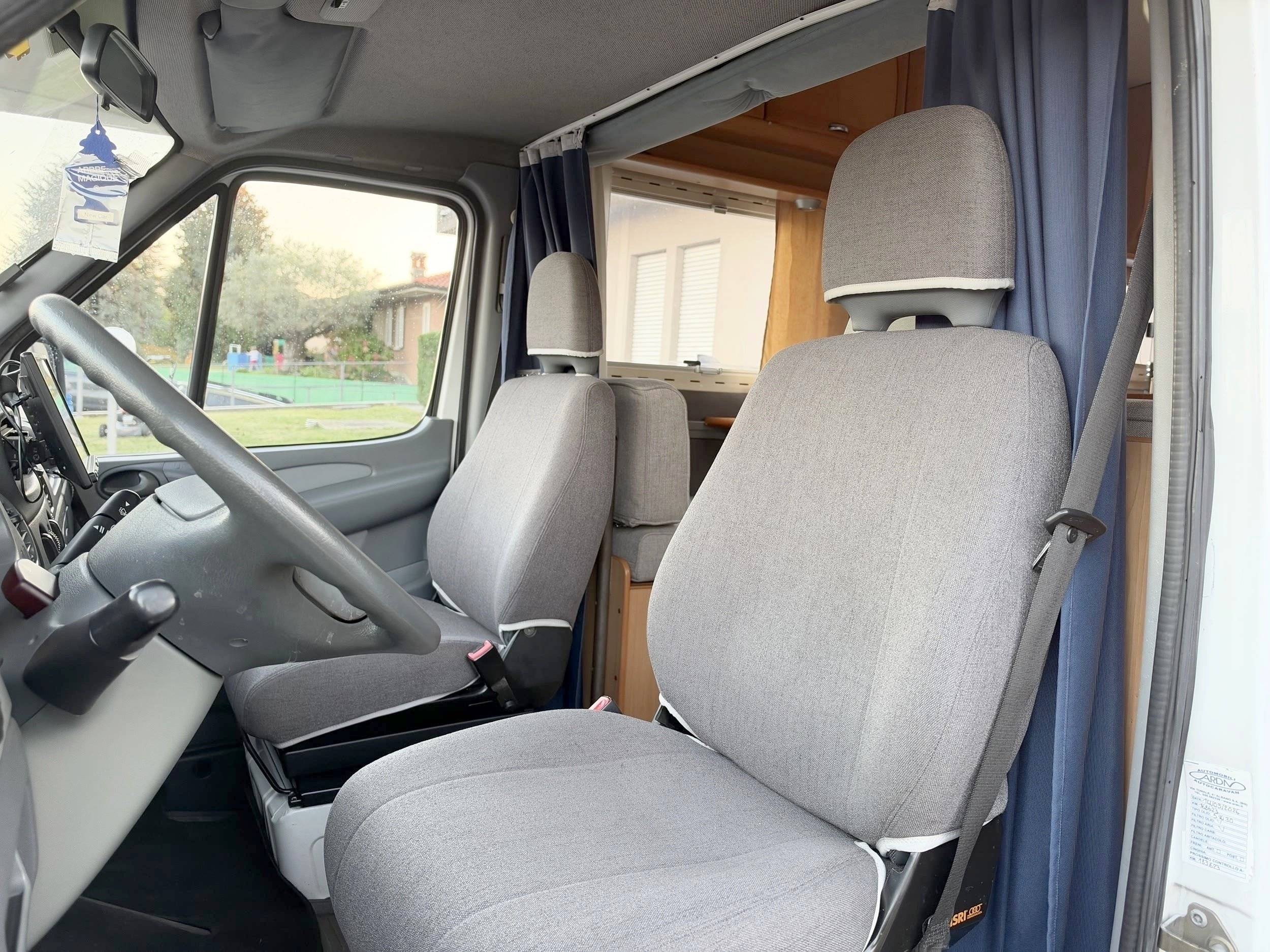Elnagh 316 CDi 2700 157CV