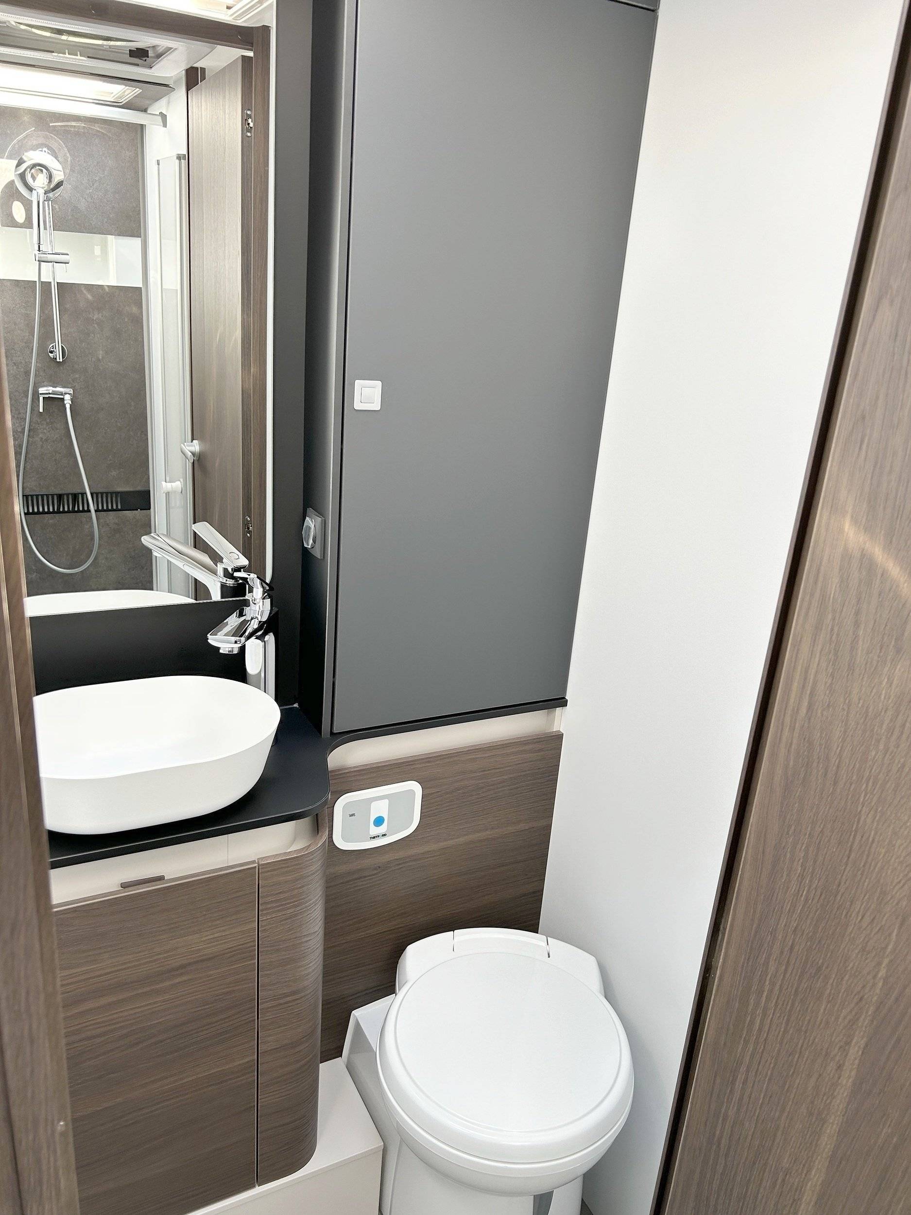 Adria Matrix Plus 670 DL