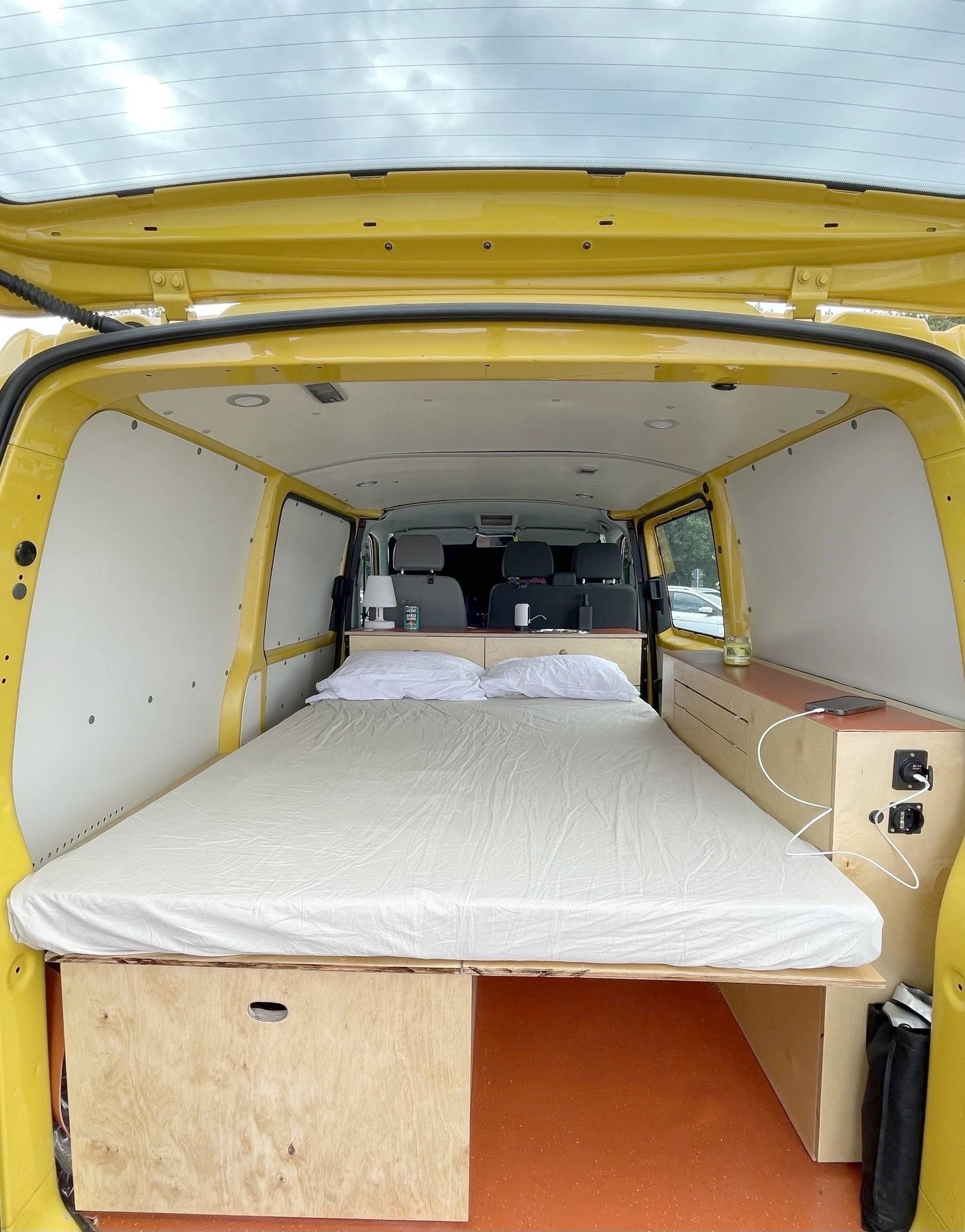 Volkswagen T5 2 l 84 ch