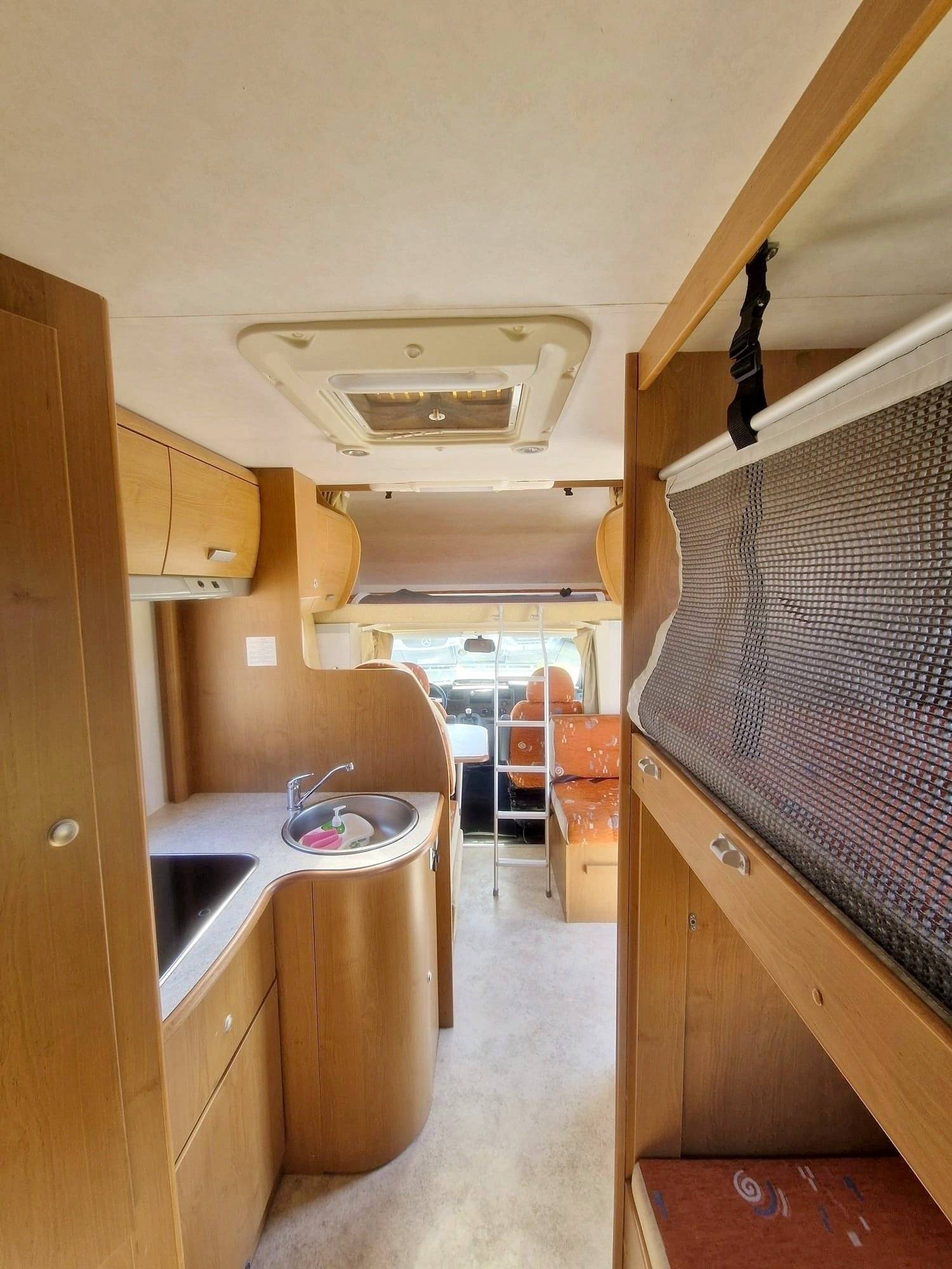 Vilamobil Ford Transit