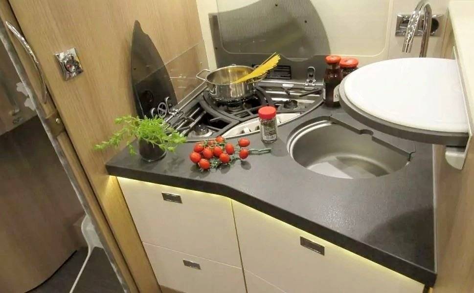 Carthago C-Turer 144 LE