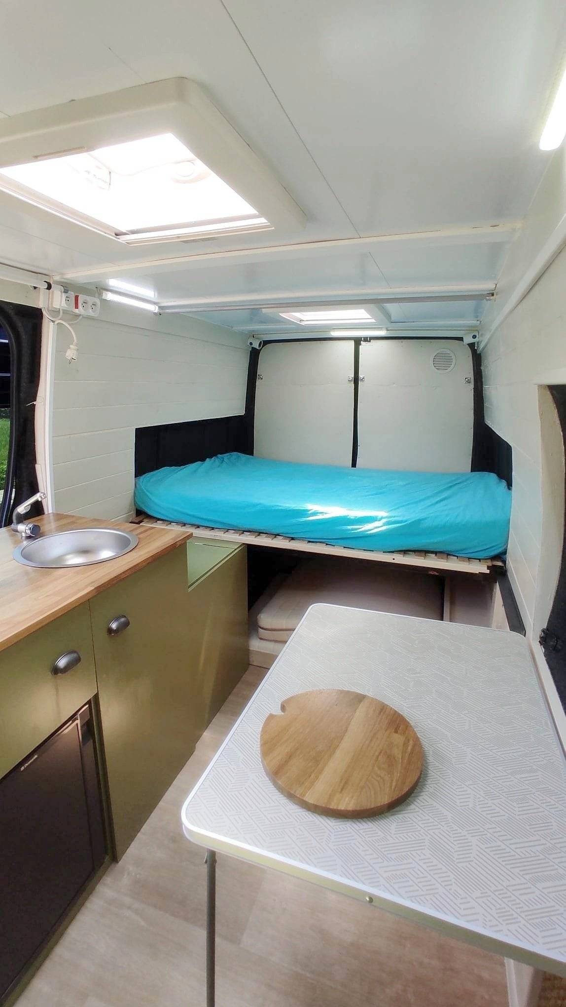 Coin repas Ford Ford Transit - Yescapa