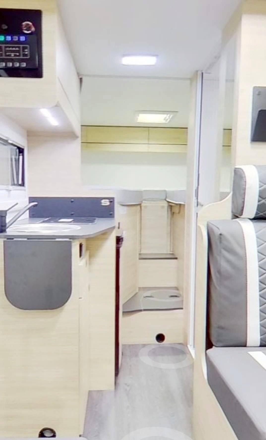 Chausson Transit 2,0 l 170 ch