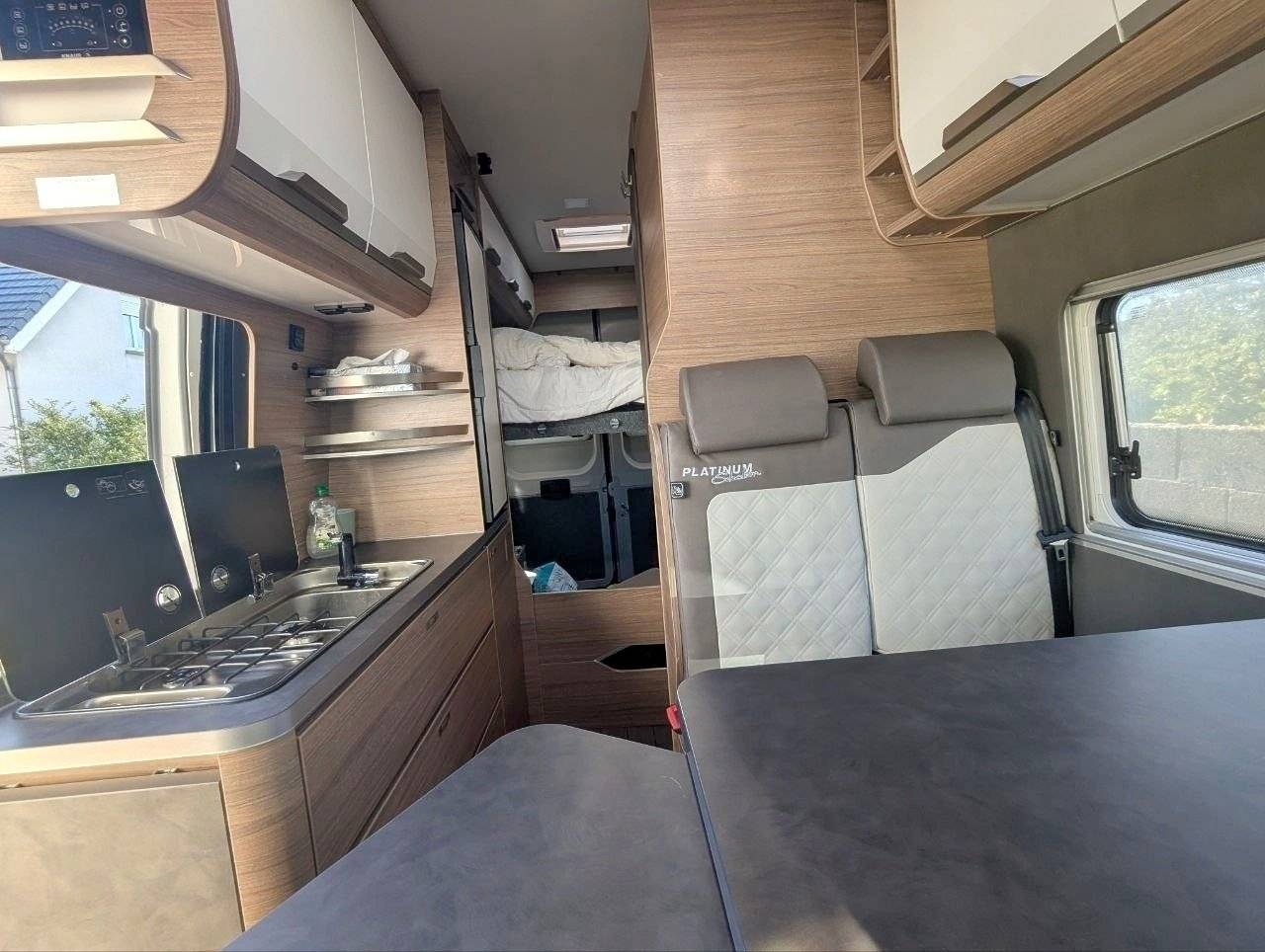 Knaus 35 light 2,4 l 140 ch.