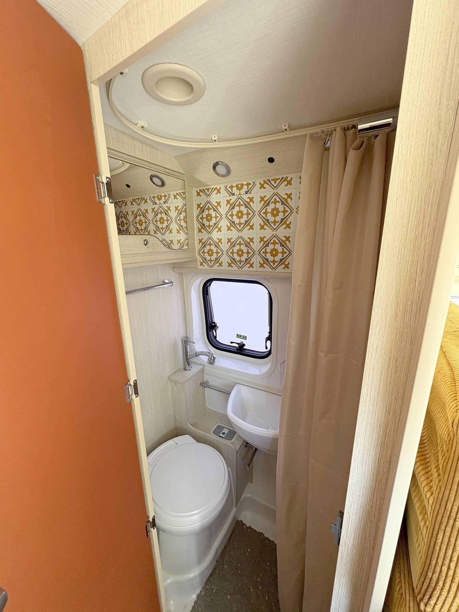 Chausson Chausson V594 Max 