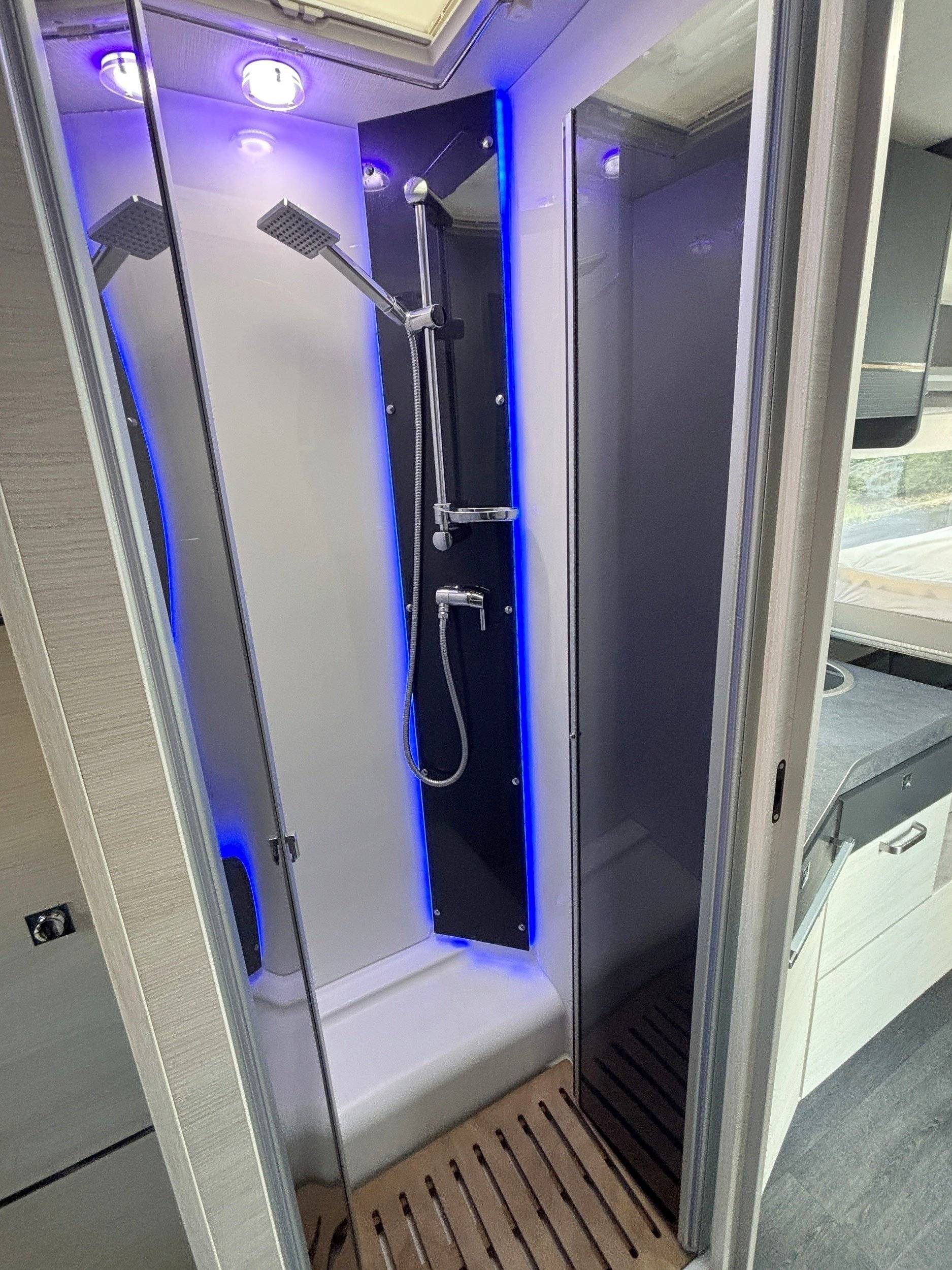 Chausson Titanium Premium 720