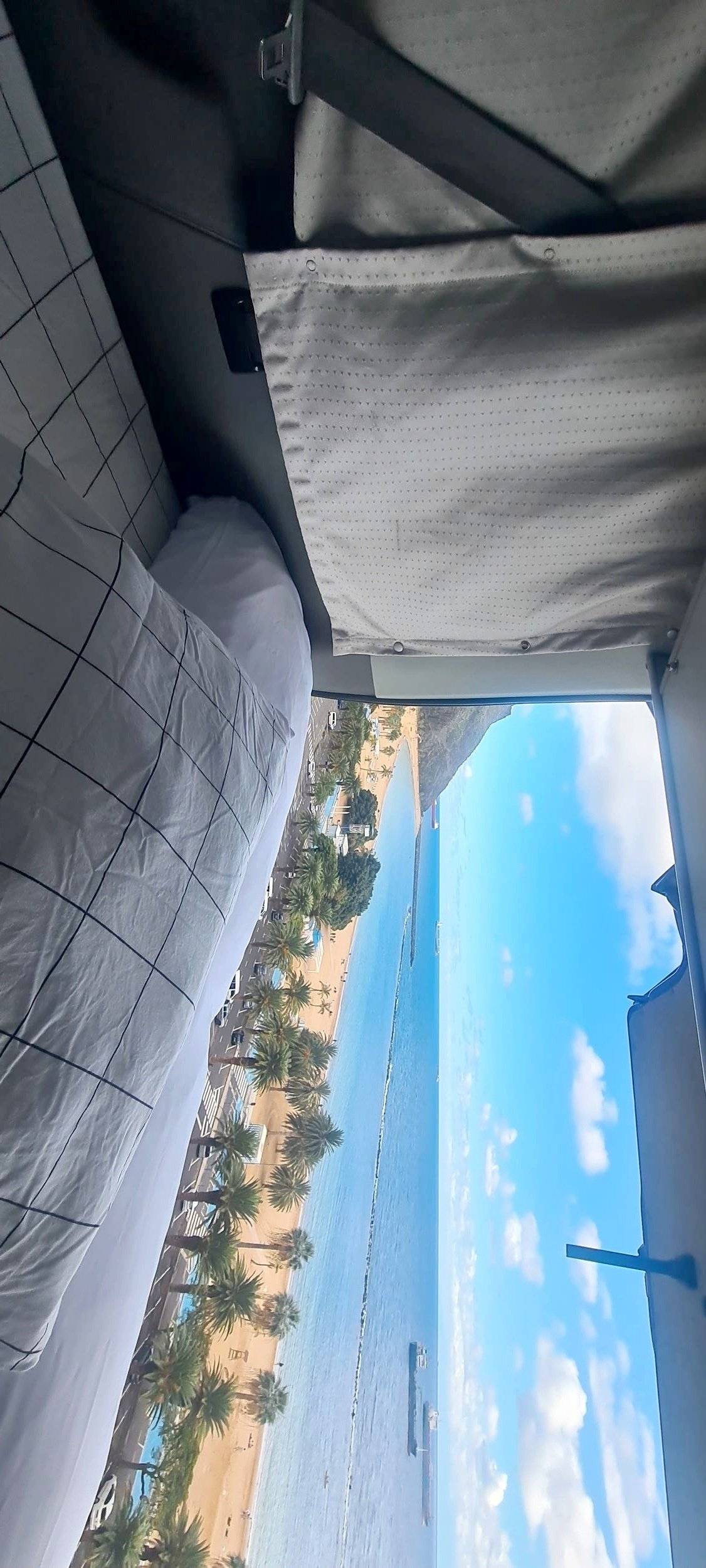 Volkswagen California Coast