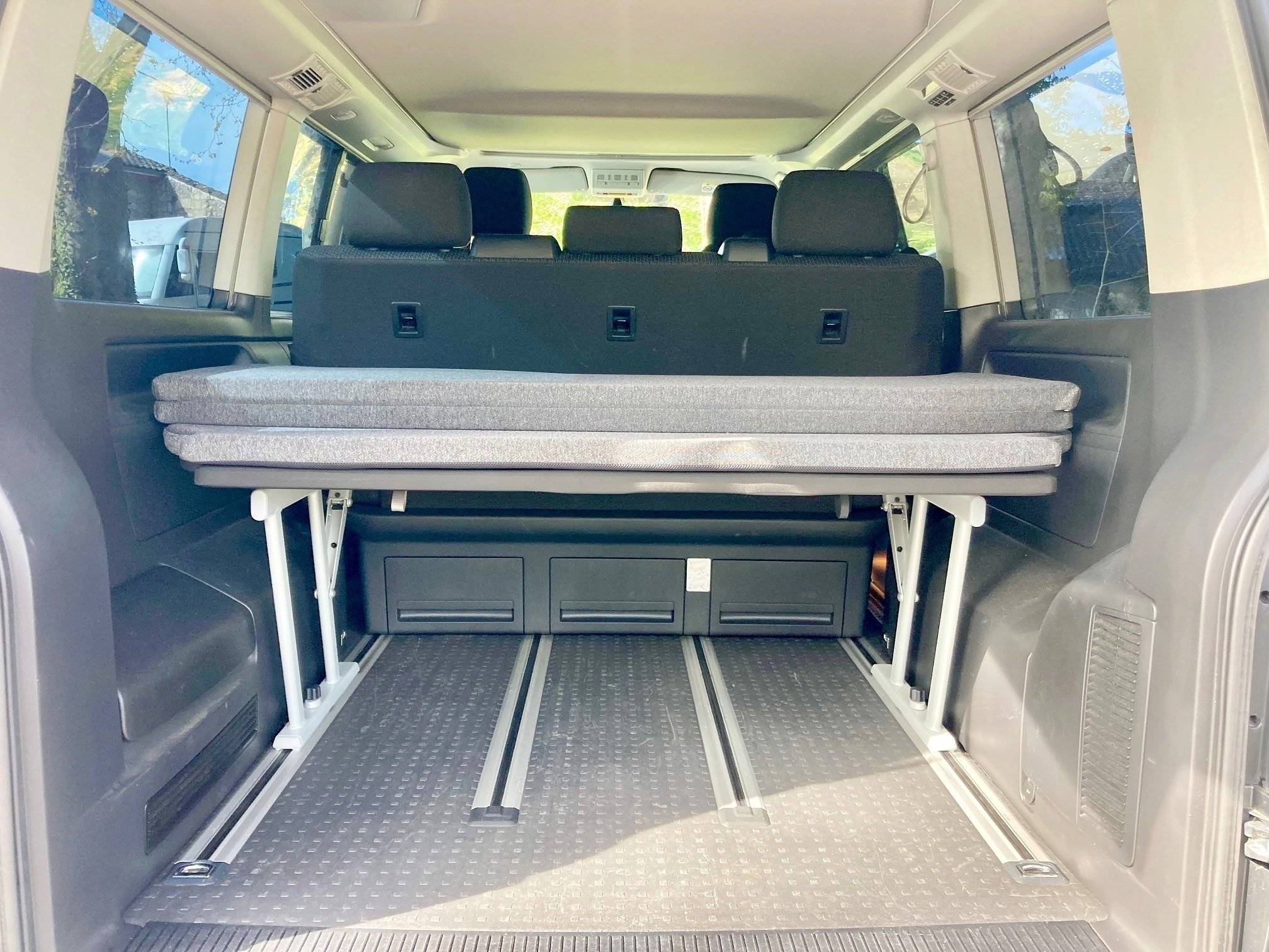 Volkswagen T6 California