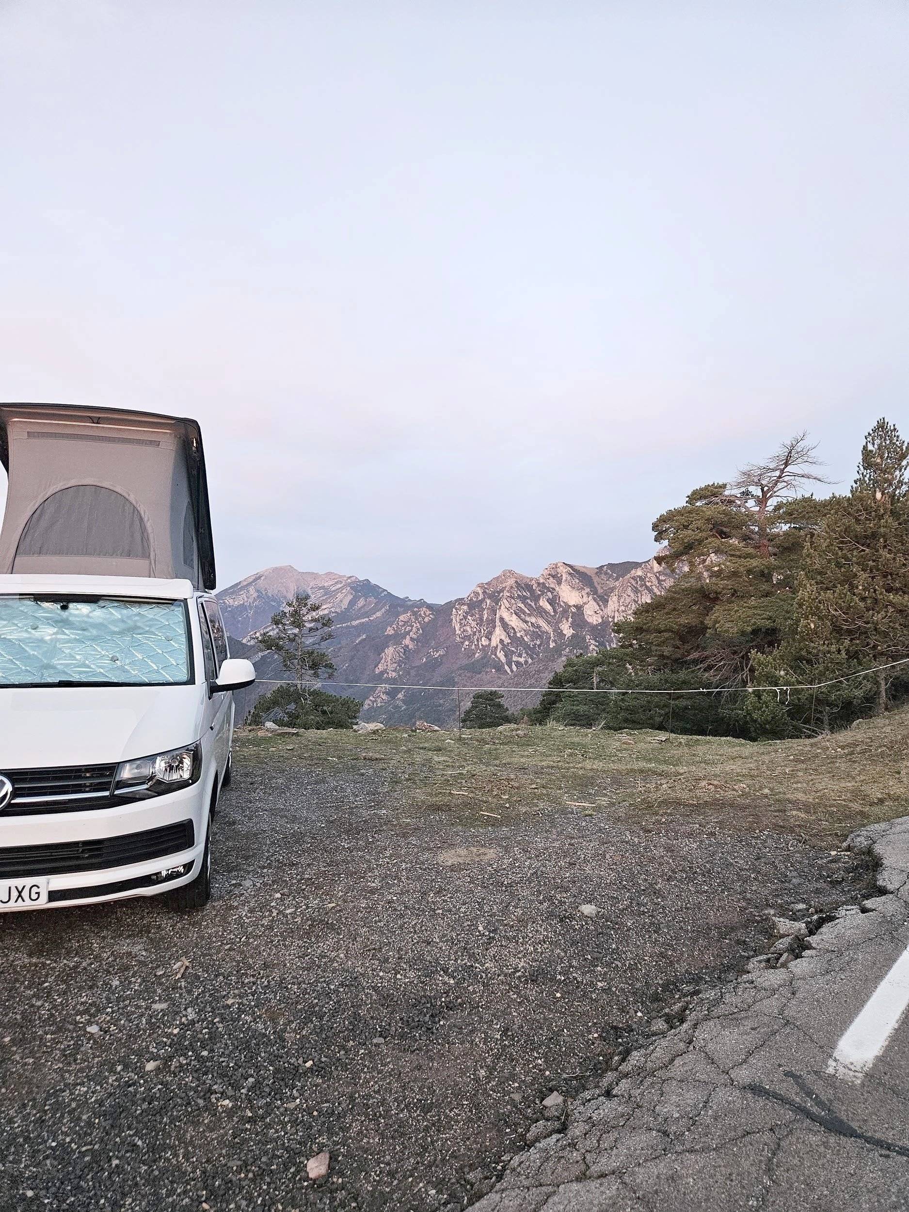 Coin cuisine Volkswagen Volkswagen T5 CARAVELLE - Yescapa
