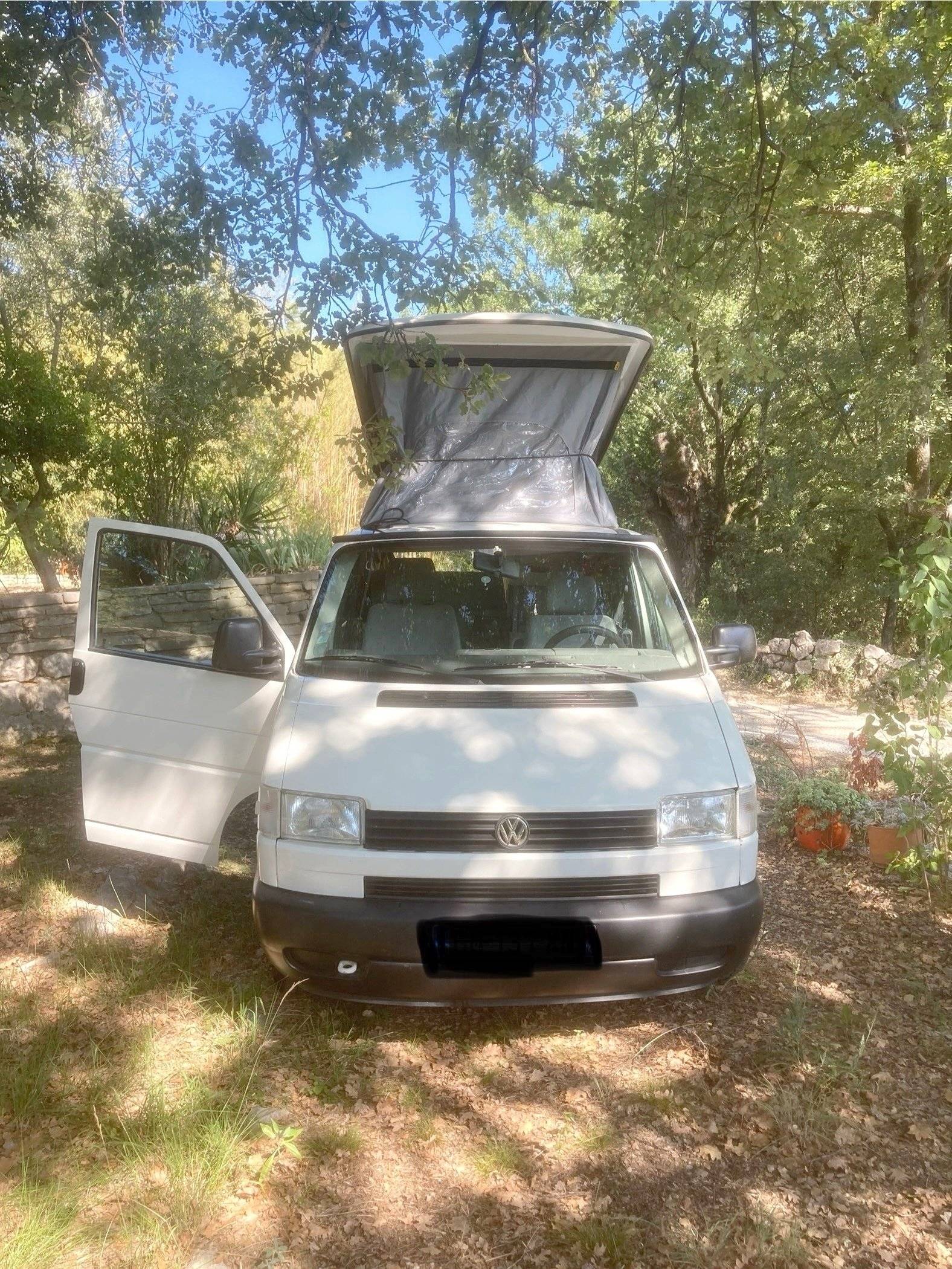 Location de Camping Cars et Vans Montpellier Yescapa