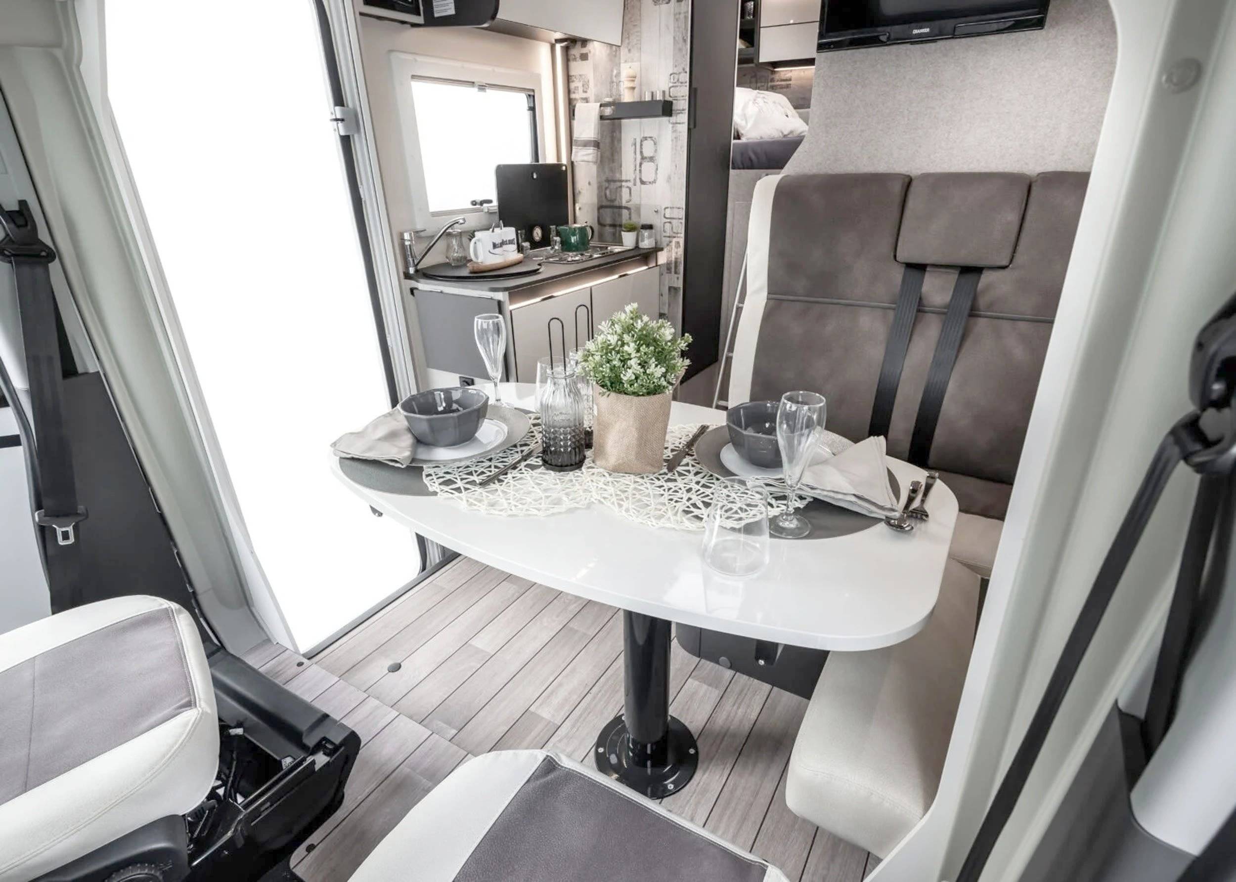 Essecke Ford Transit 2.0 | 165 PS - Yescapa