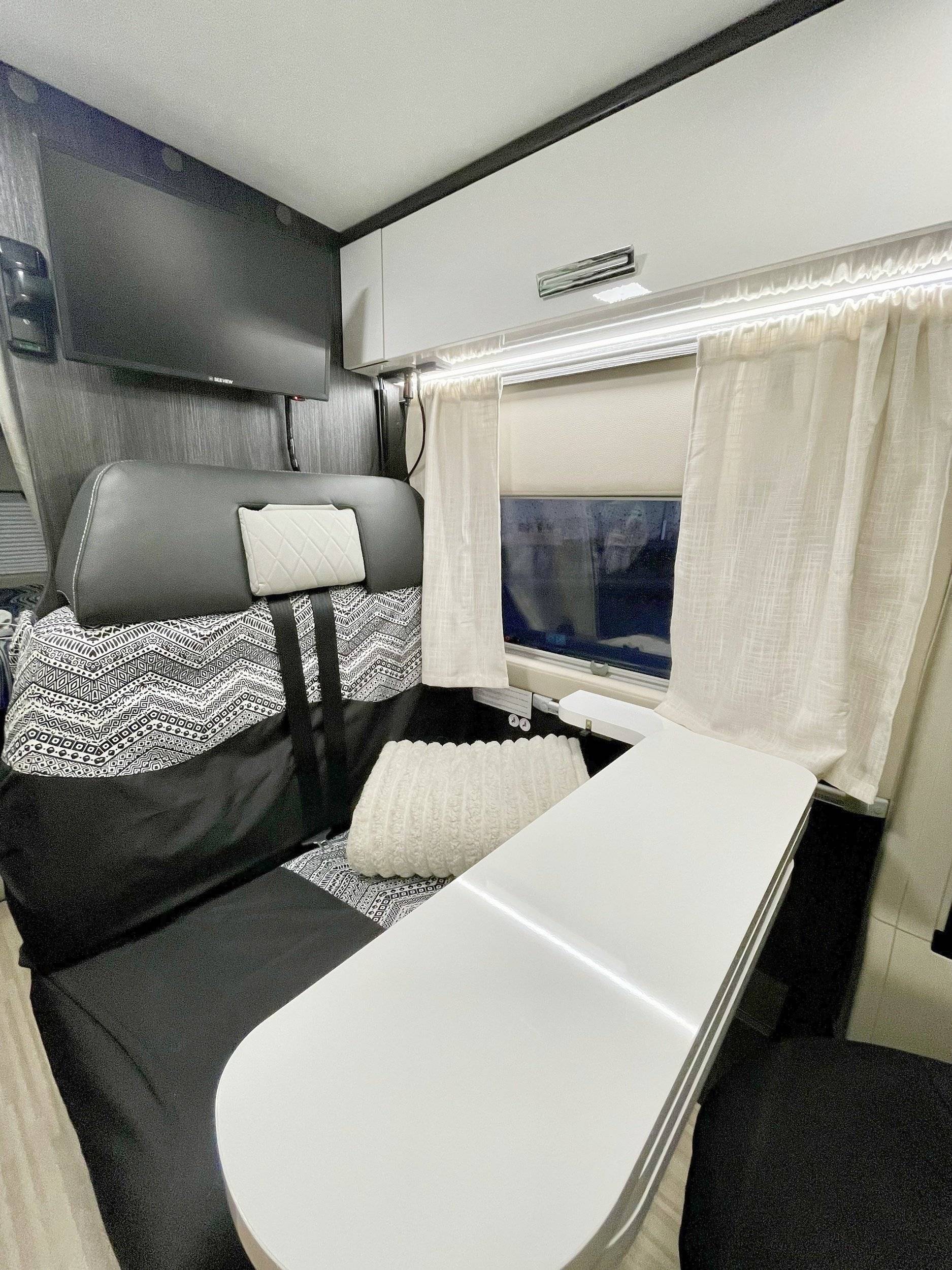 Dinette Fiat FIAT DUCATO - Yescapa
