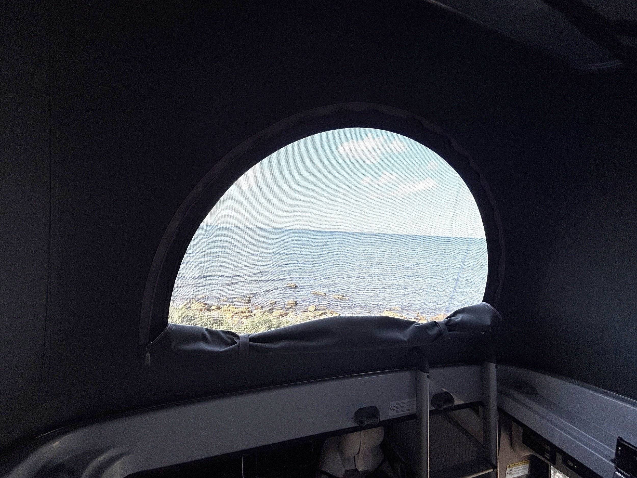 Bürstner ELISEO C642