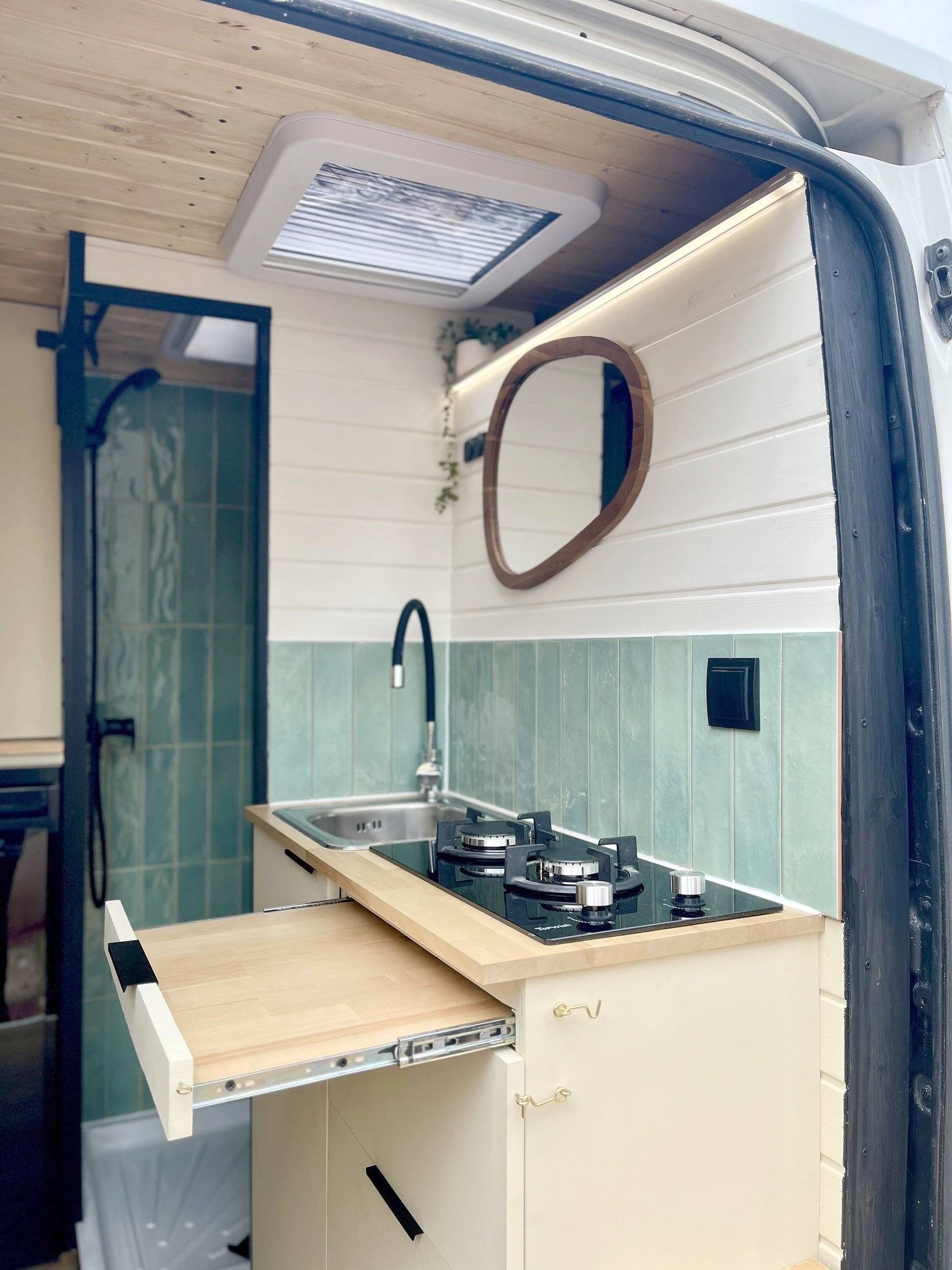 PEUGEOT Boxer 2,0 l 130 ch