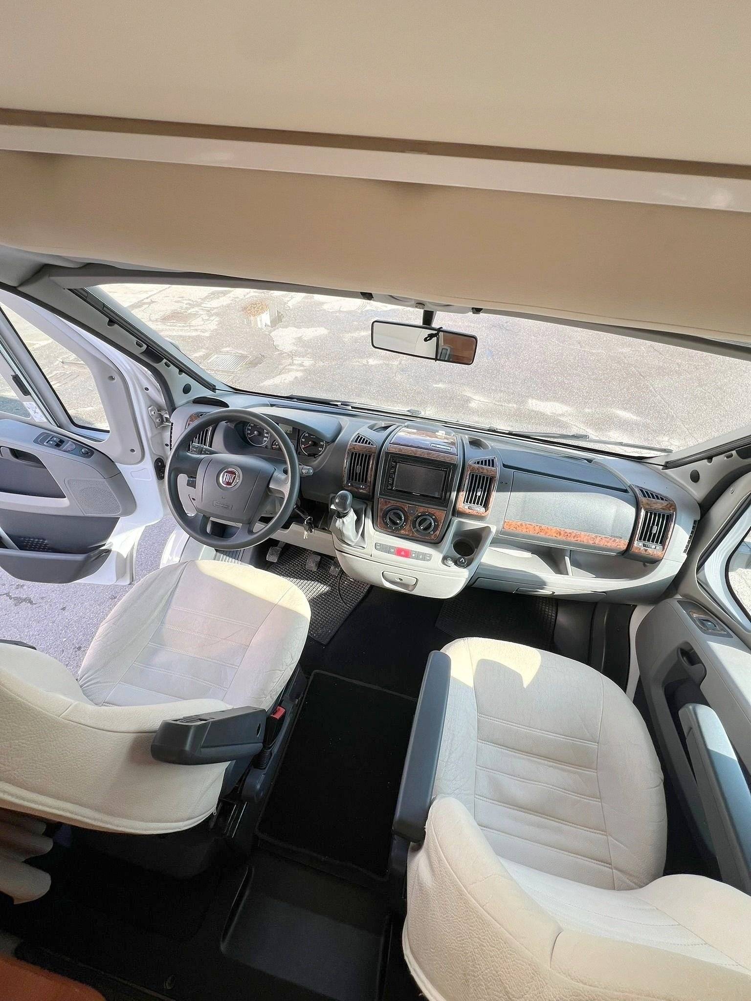 Comedor Fiat M600 - Yescapa