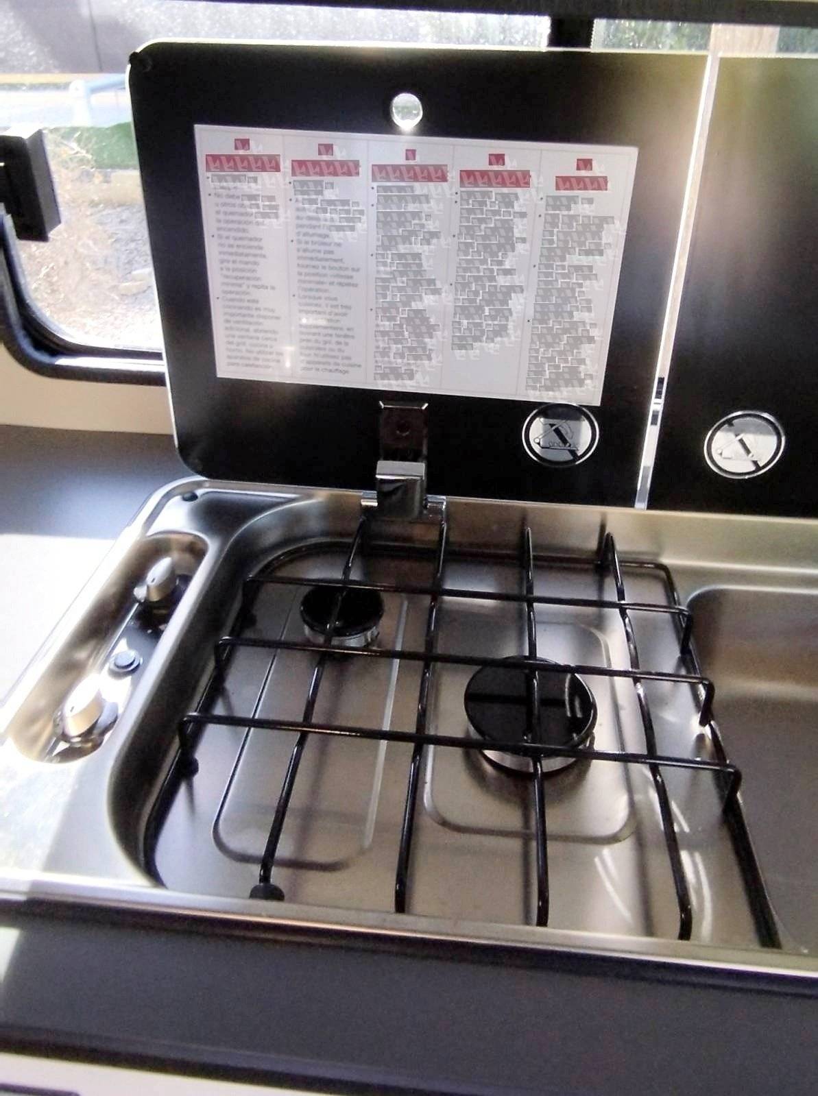 Adria Custom 2,0 l 130 ch