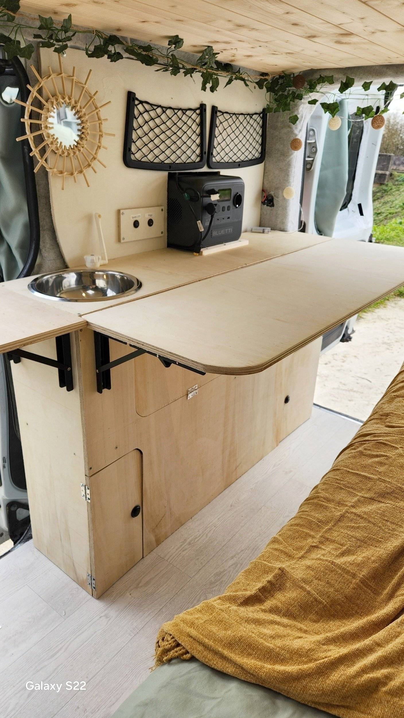 Essecke Renault RENAULT TRAFIC III Grand Confort - Yescapa