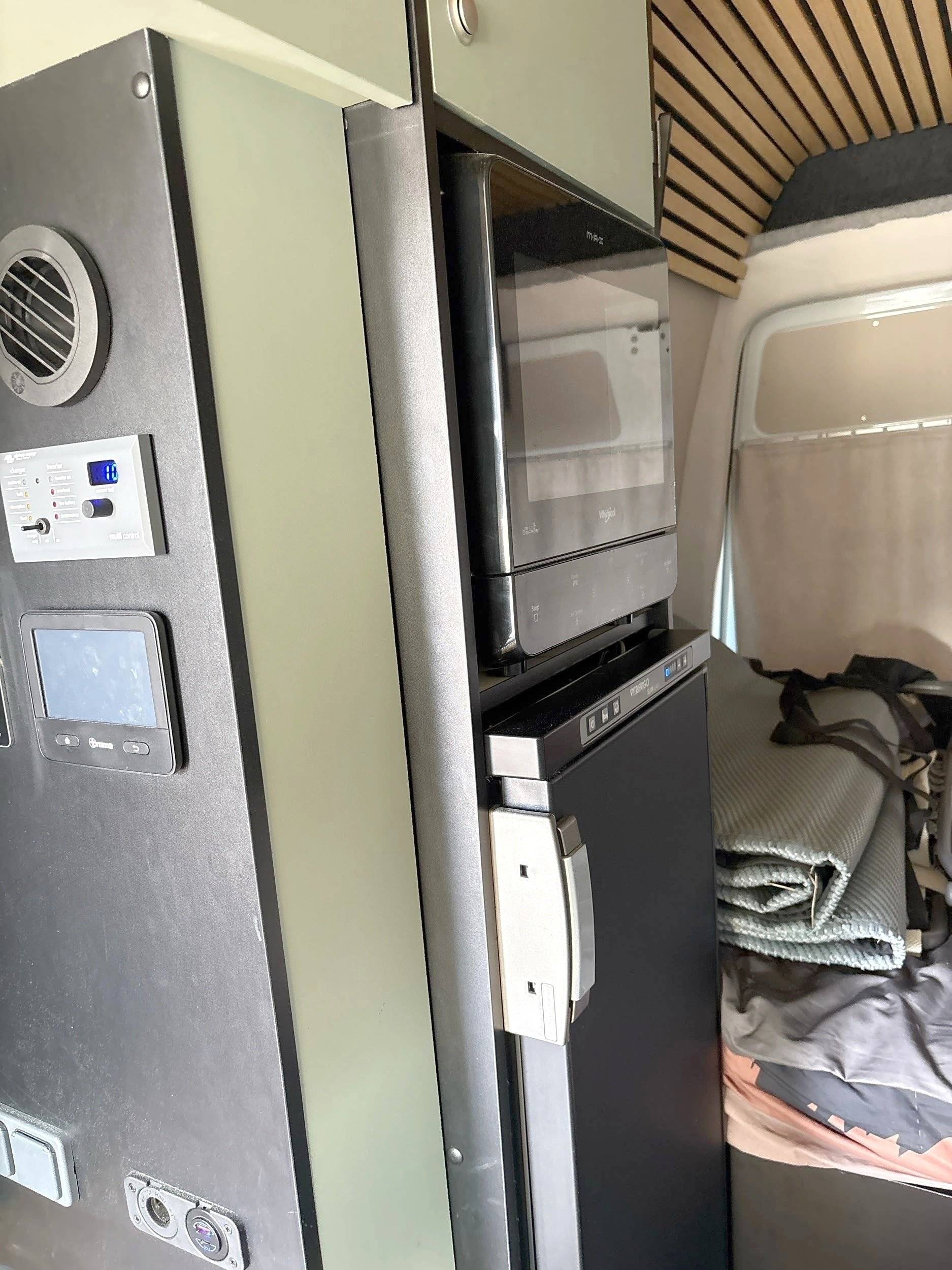 Custo Van  