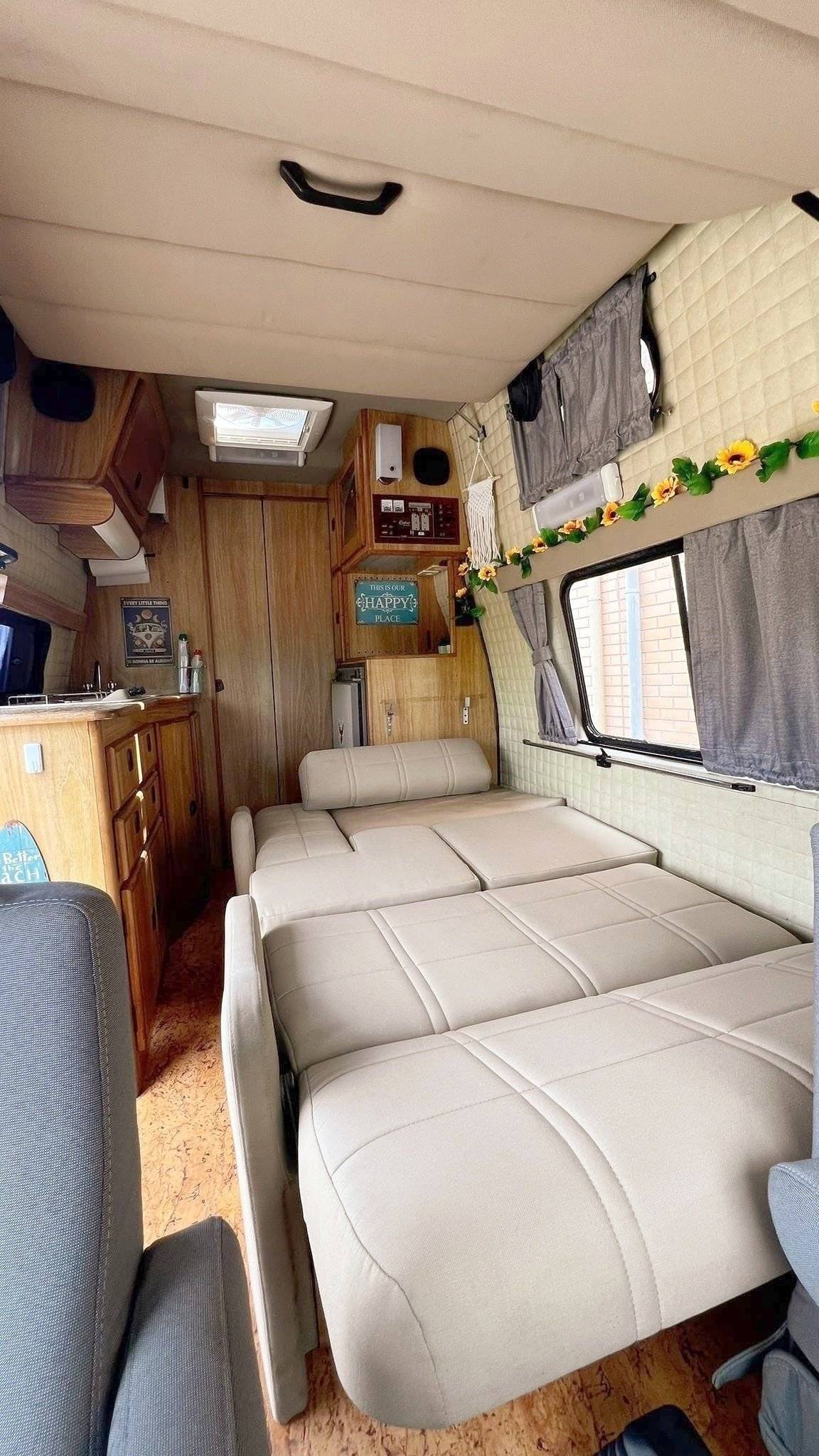 Camper Track Andrade