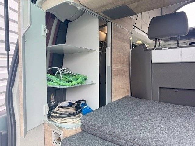 Volkswagen Volkswagen T6.1 California COAST