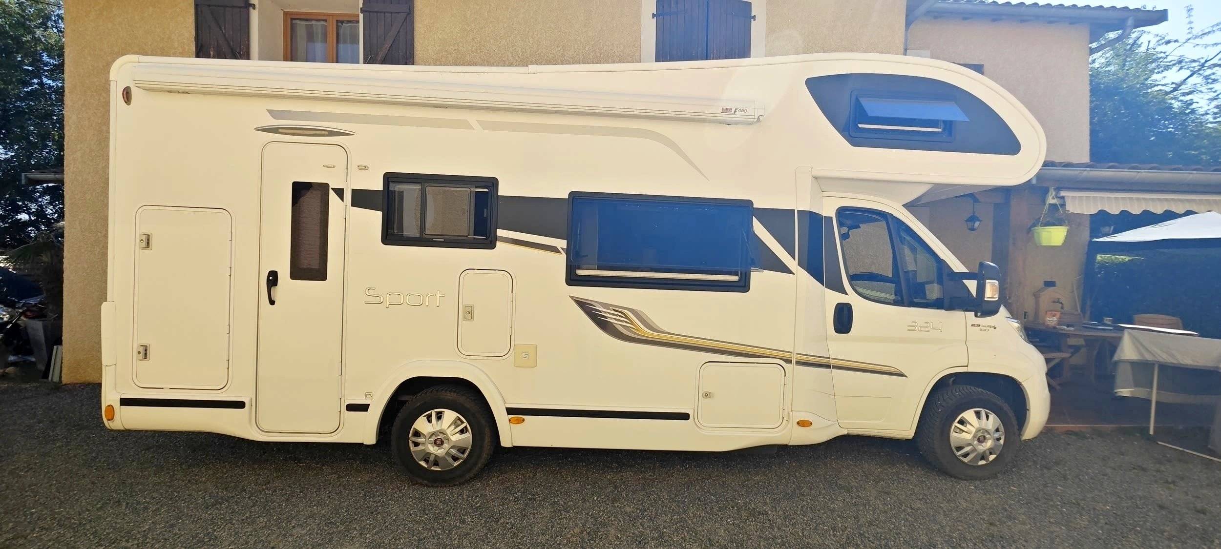 Benimar 324