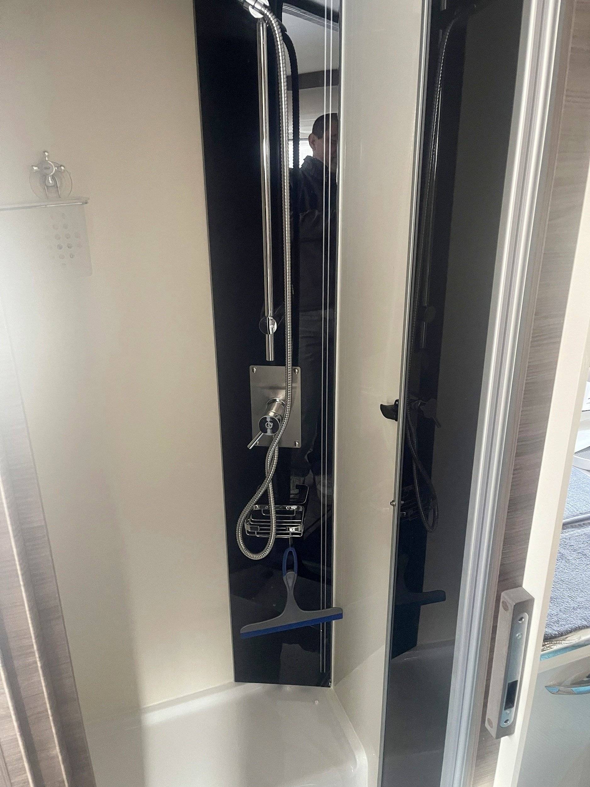 Mclouis Mclouis Yearling 89