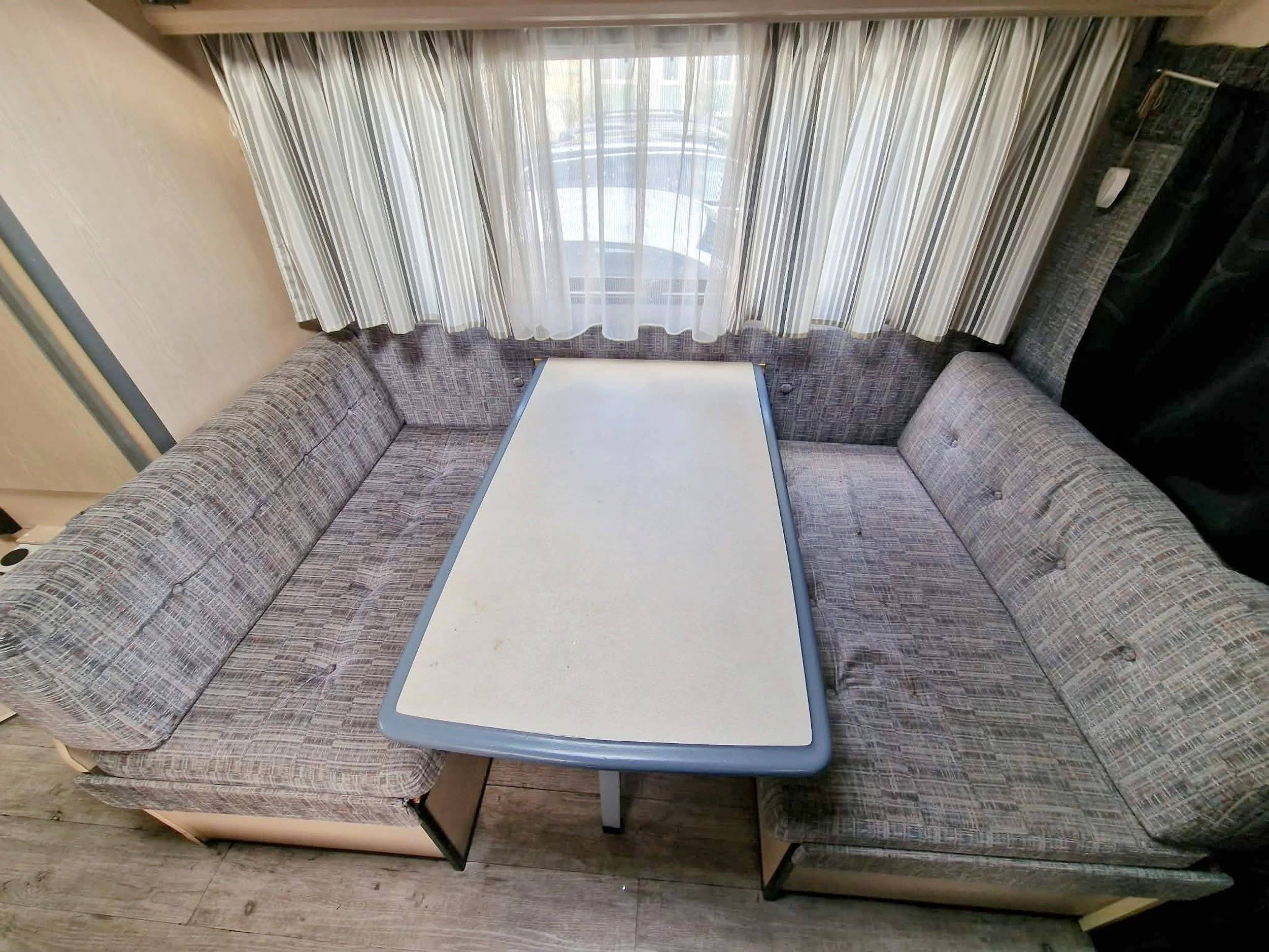 Comedor Fiat Ducato 14, 2.5 TDi - 230 BEMAB - Yescapa