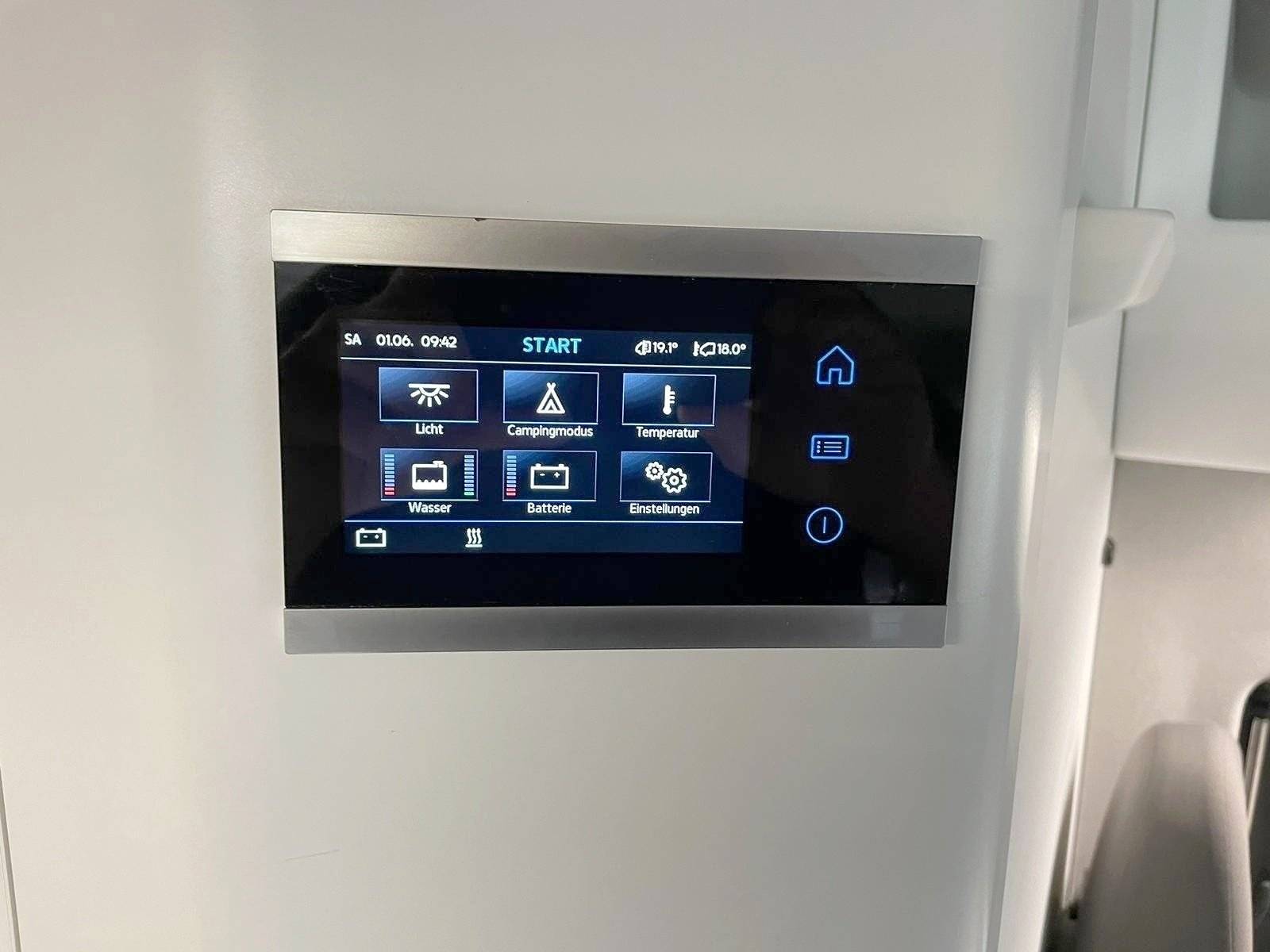 Volkswagen Grand California 600