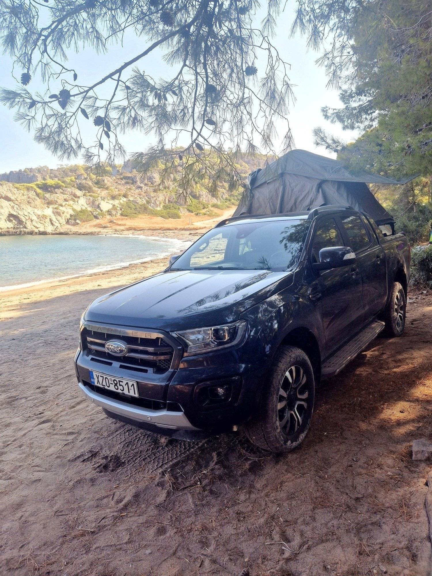 Front view from 3/4 Ford RANGER WILDTRACK - Yescapa