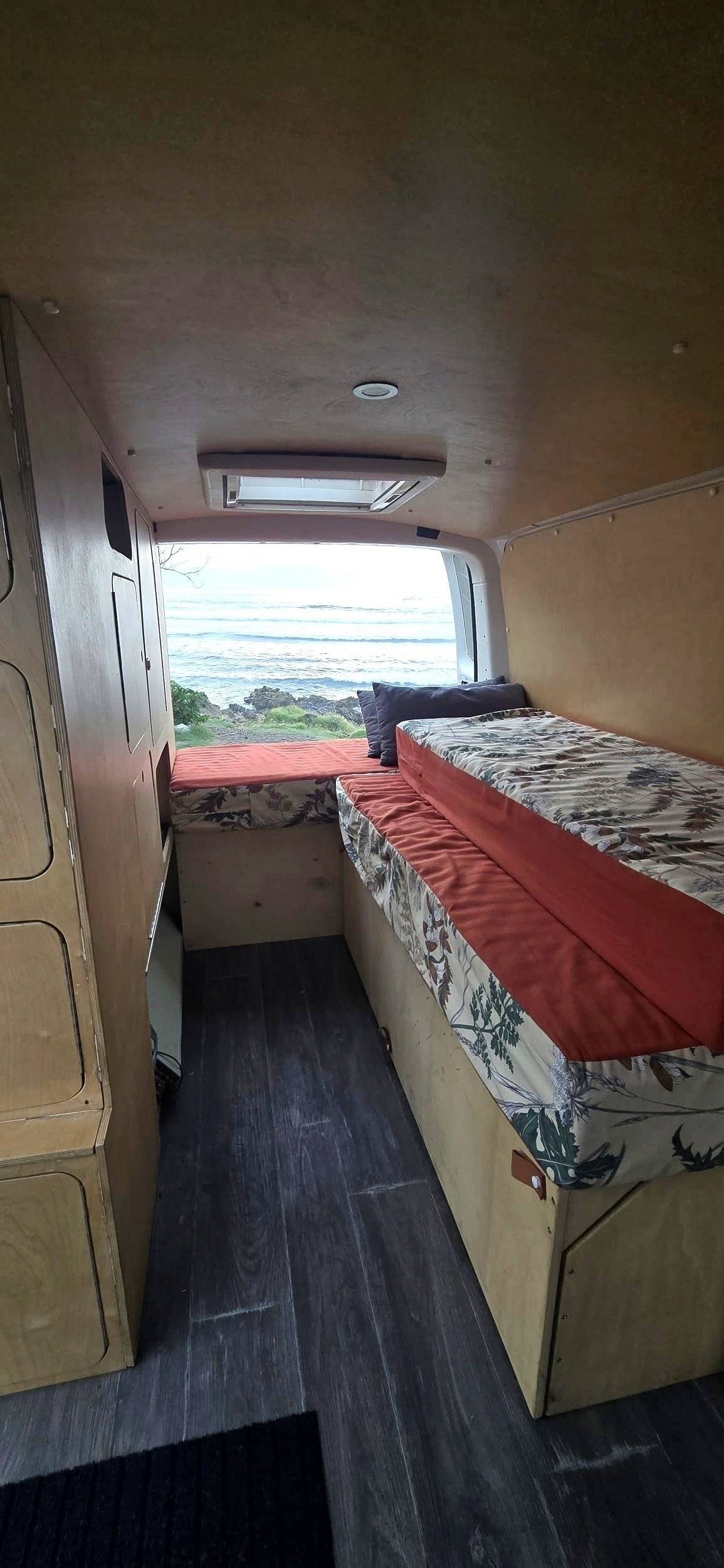 Volkswagen T5 2,0 l 140 ch