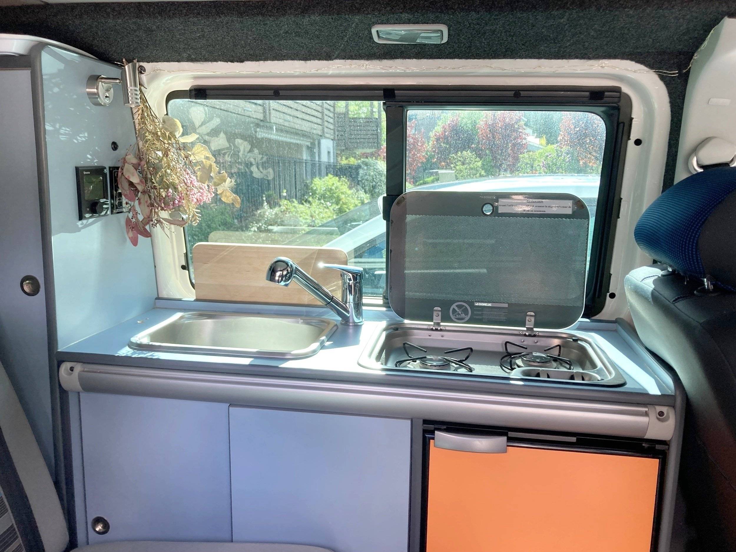 Kitchenette Volkswagen Volkswagen T5 Multivan - Yescapa