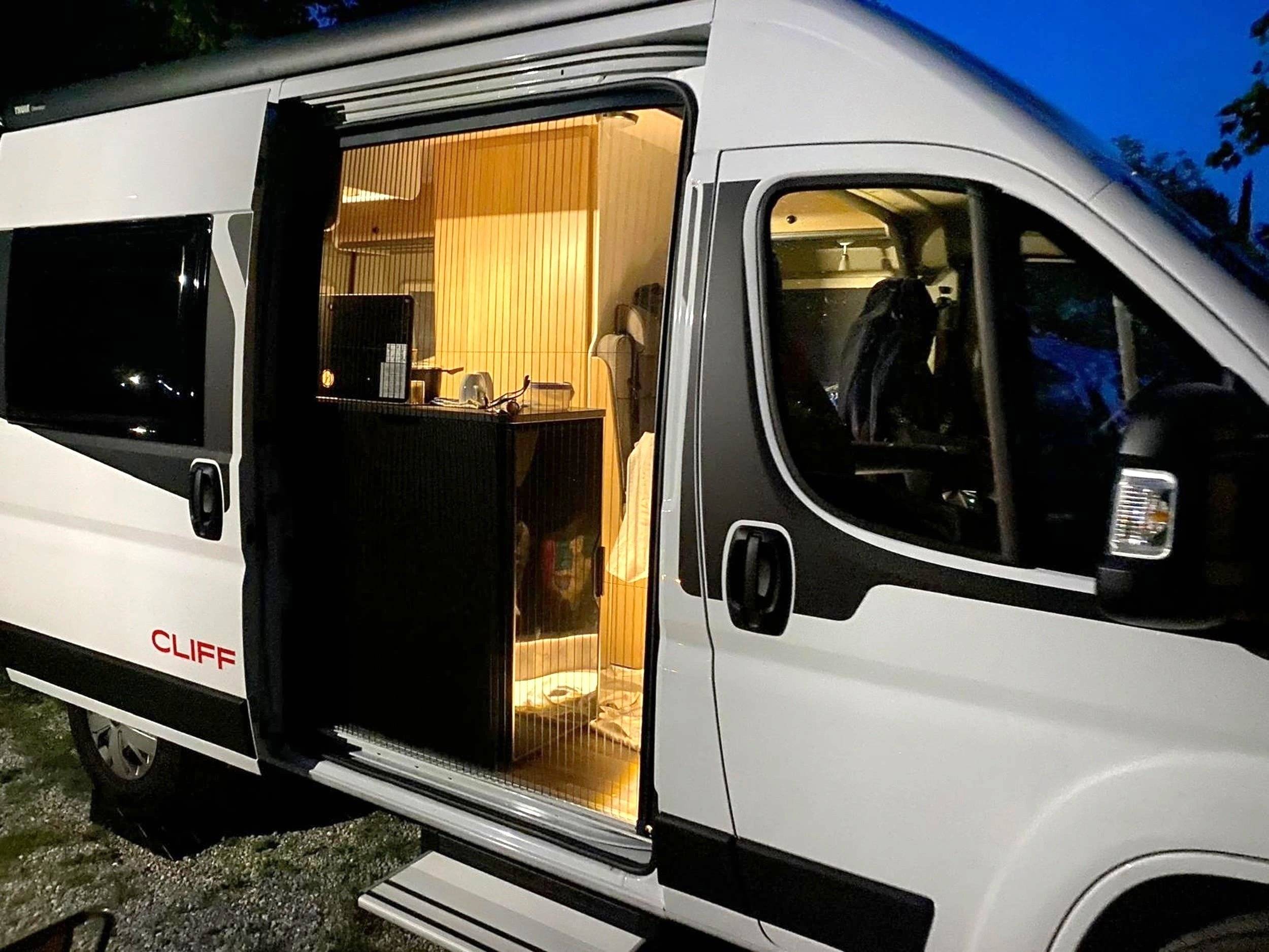 Sunlight Sunlight Cliff 540