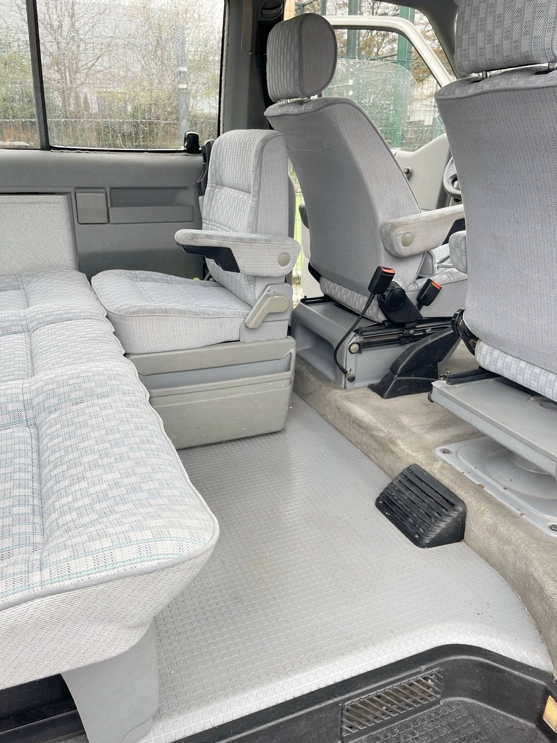 Volkswagen Transporter T4 2.4D