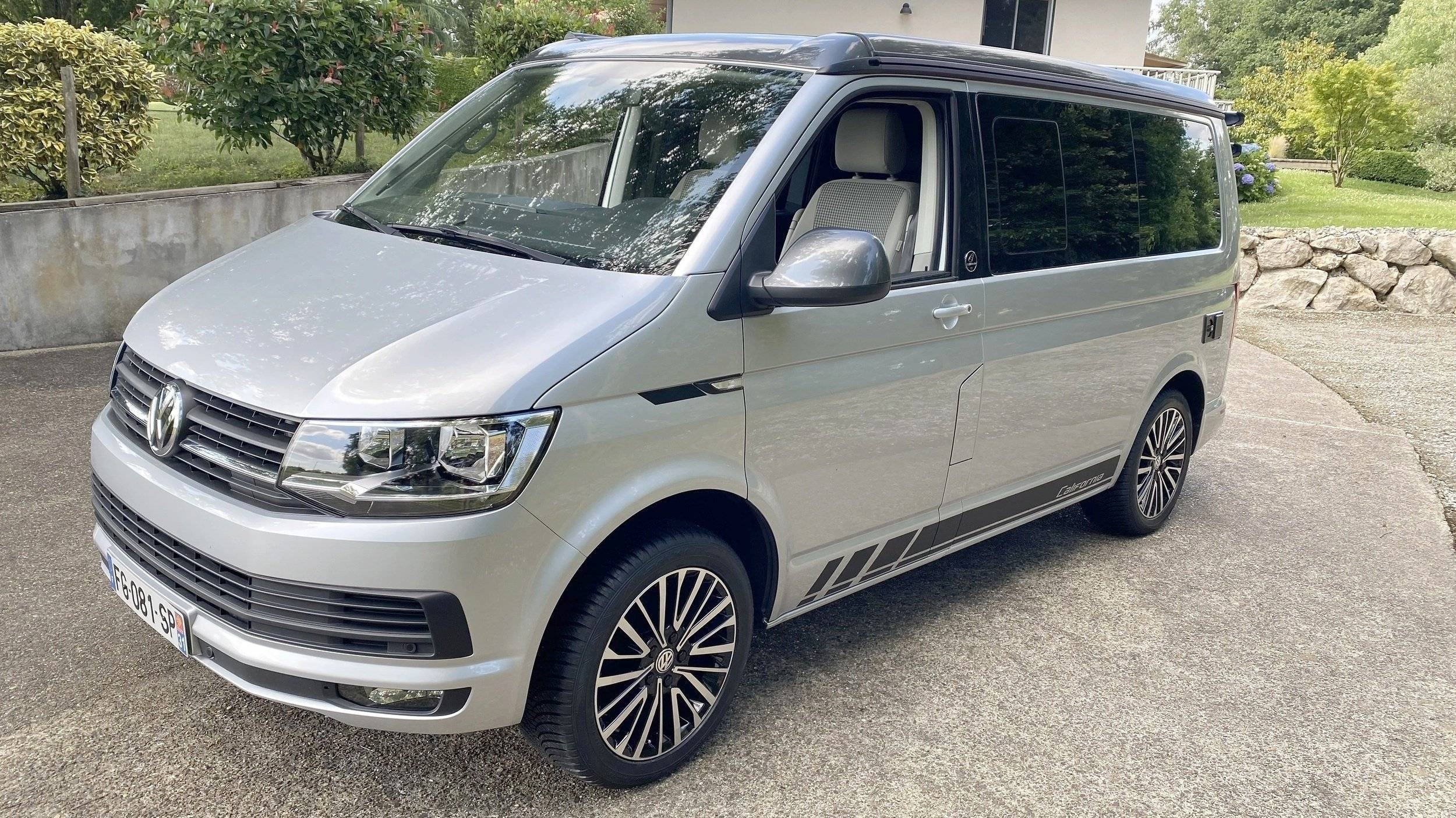 Volkswagen T6 California Coast