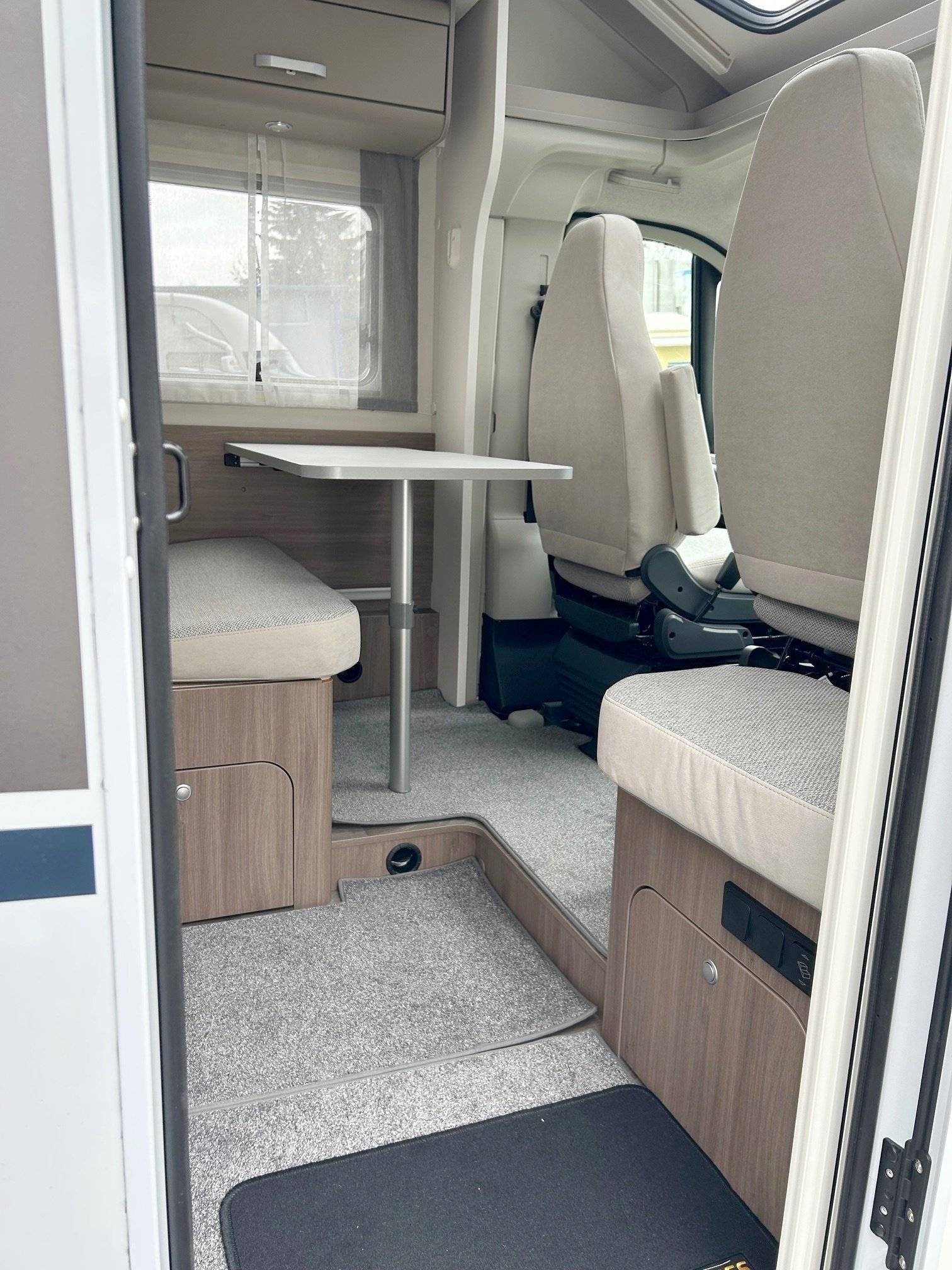 Dinette Fiat Fiat ducato - Yescapa