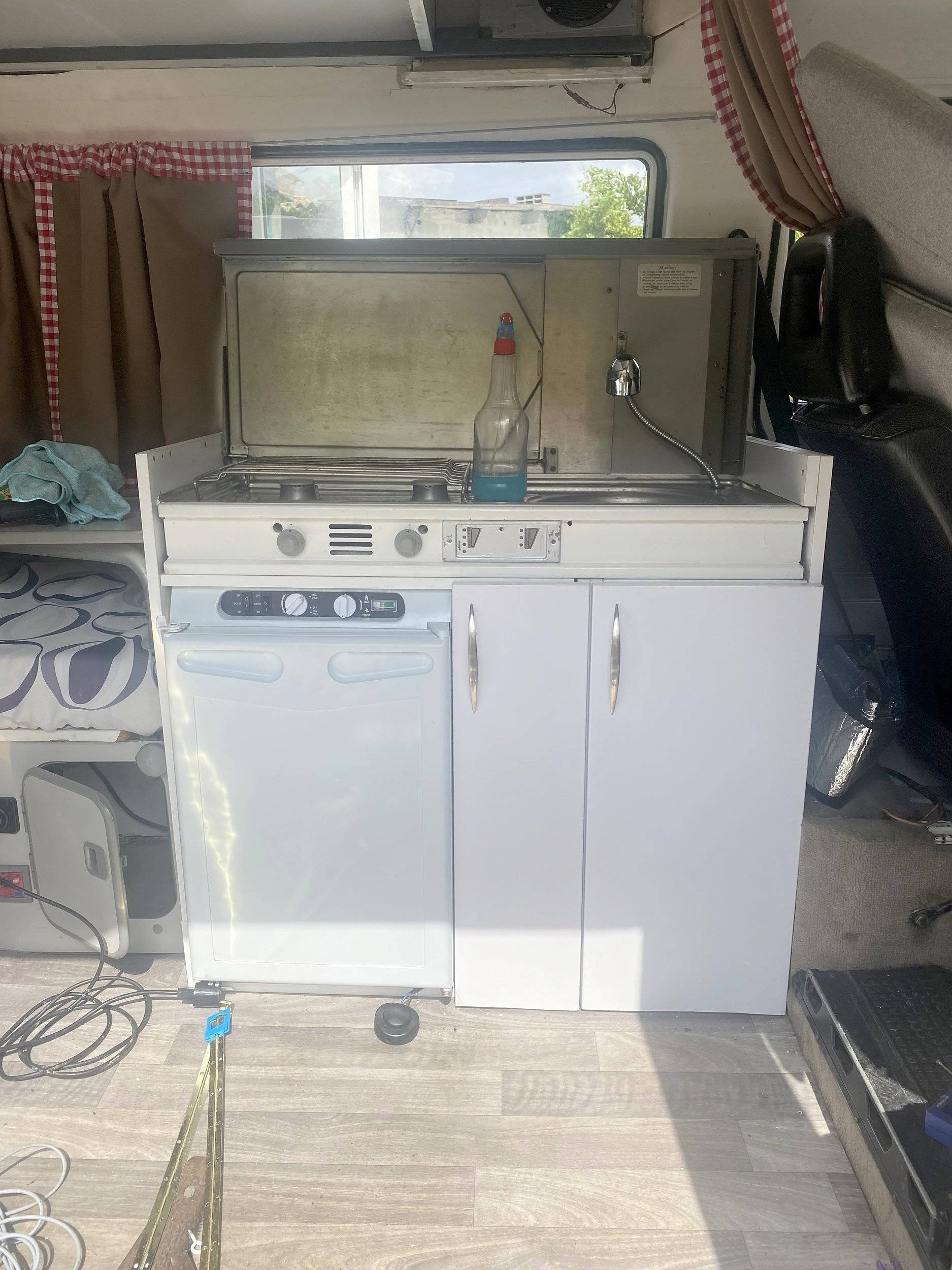 Coin cuisine Volkswagen Transporter - Yescapa