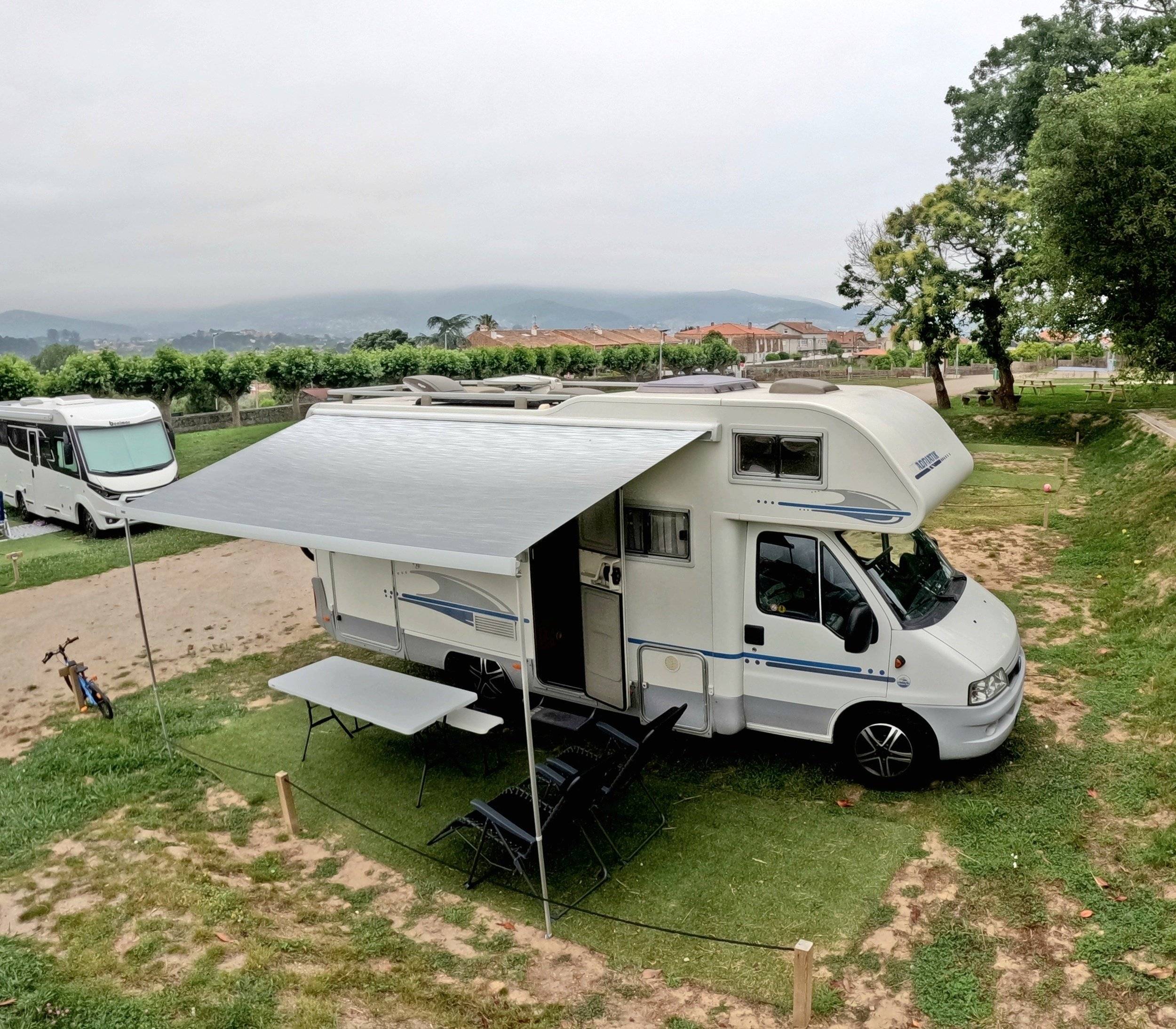 Adria Adriatik 655 sp coral 2.8