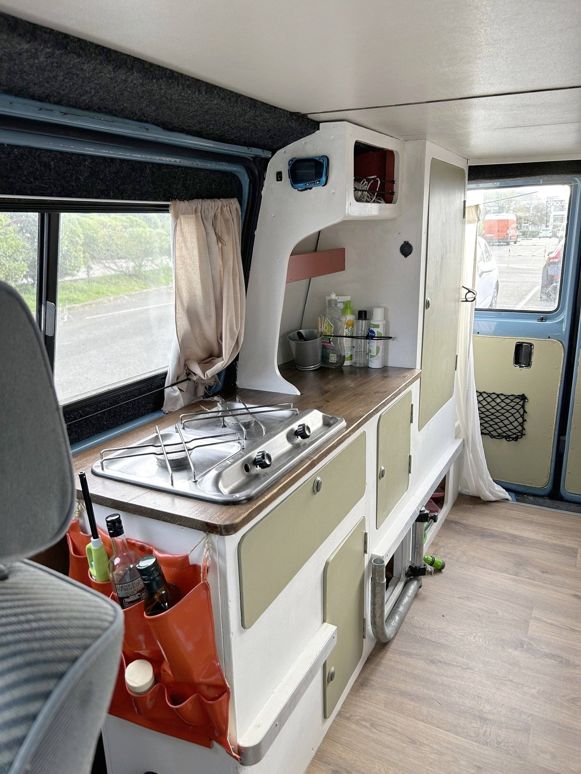 Kitchen  - Yescapa