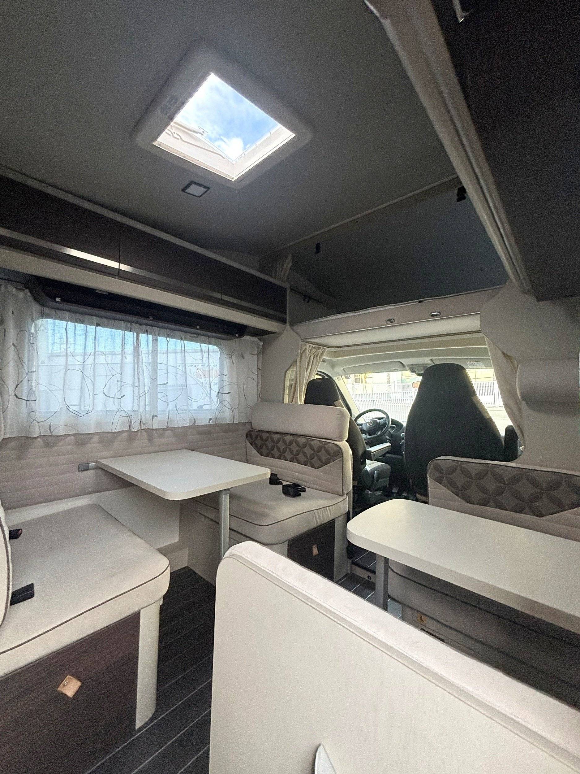 Comedor Fiat - Yescapa