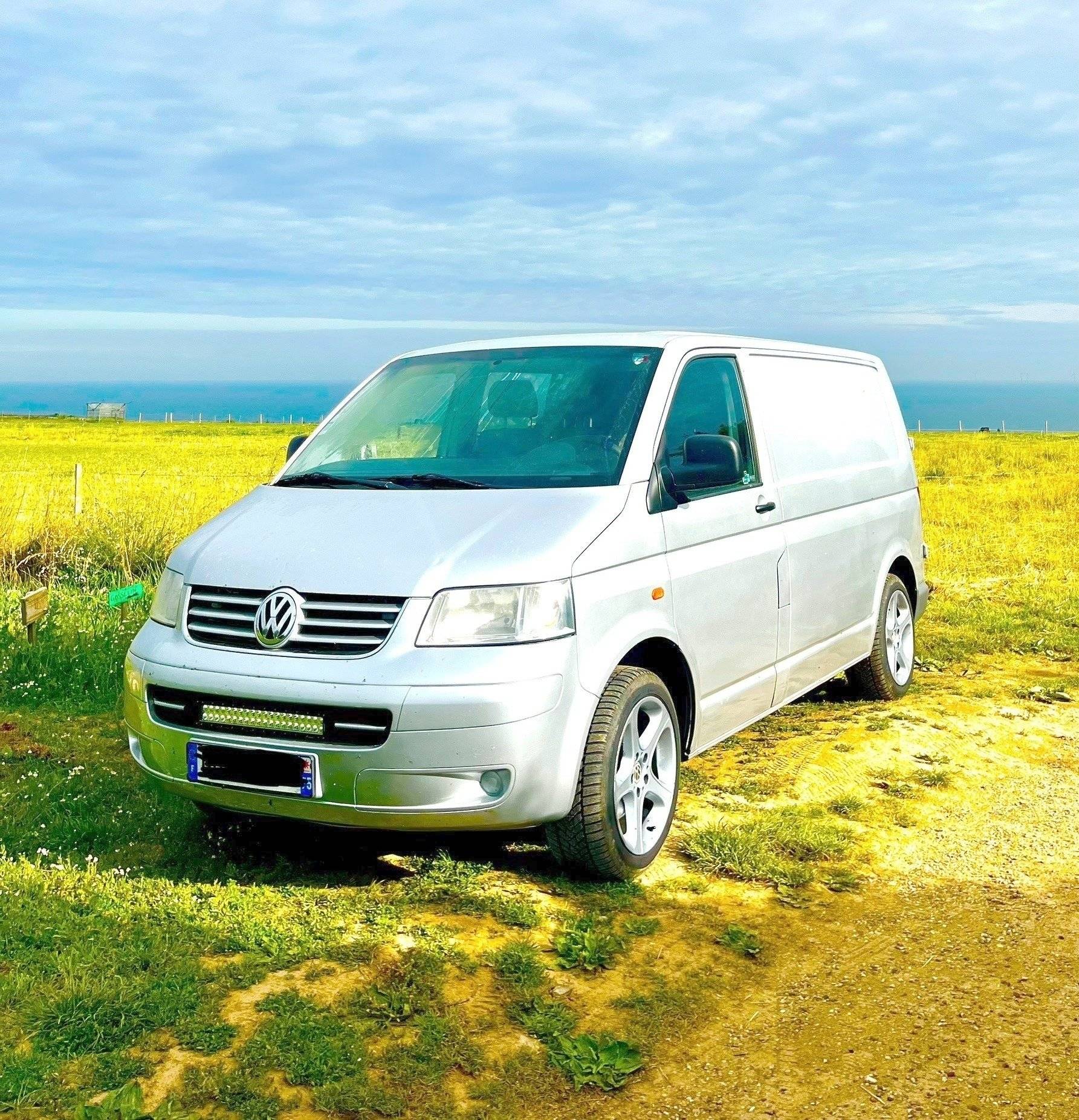 Volkswagen T5 2 l 140 ch